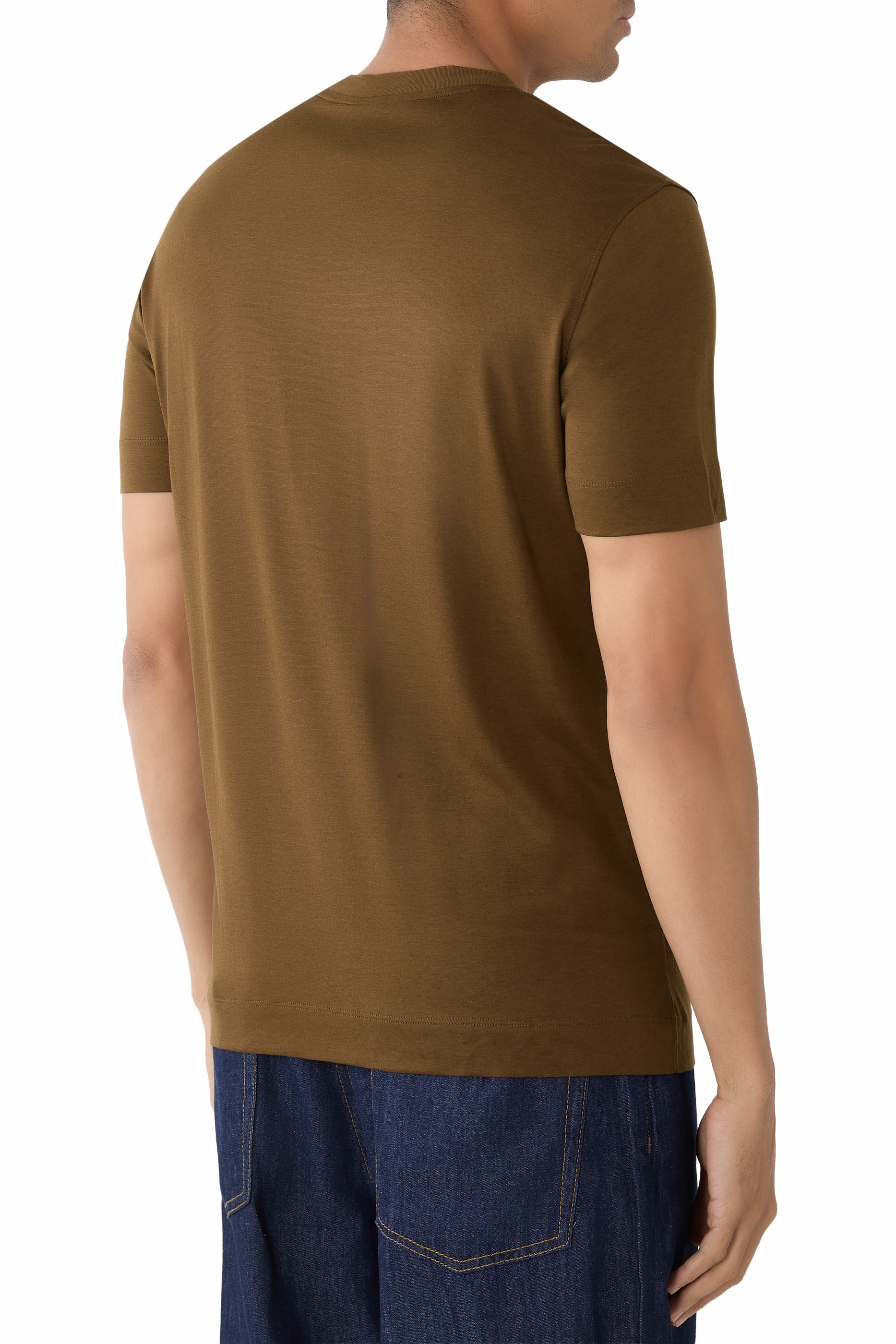 تيشيرت بشعار الماركة صغير