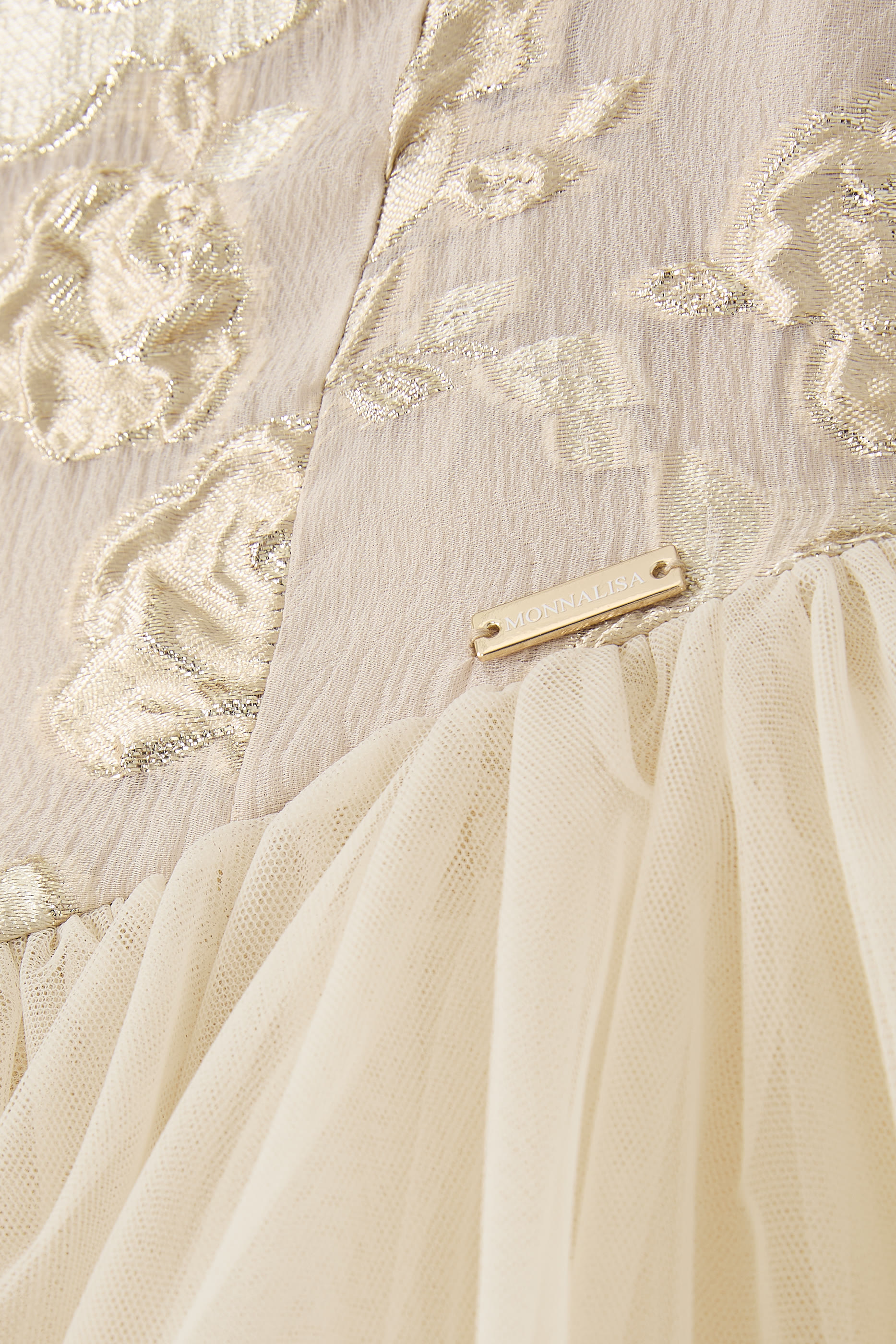 فستان برانسس بنقشة ورود جاكار