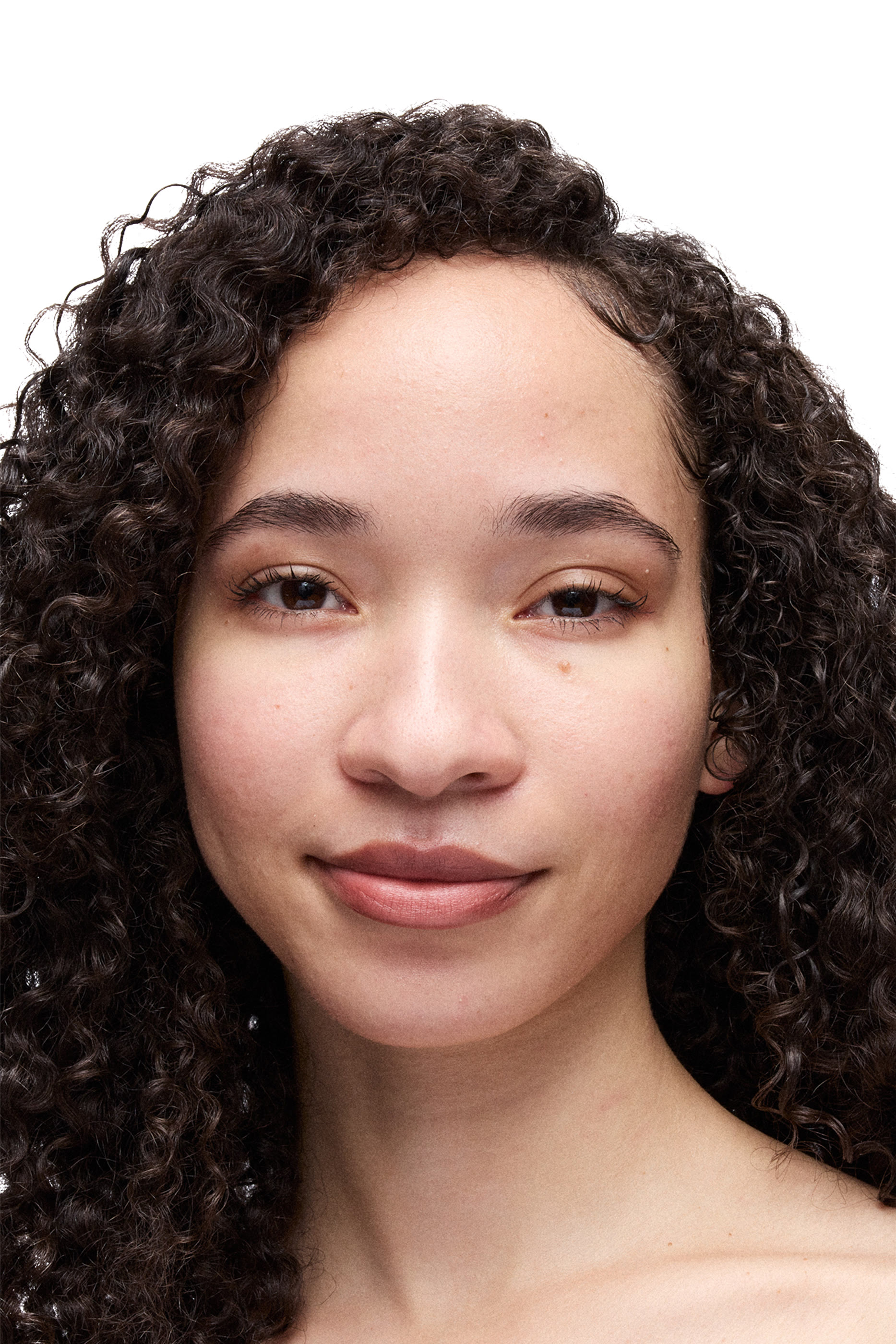 بودرة أساس ستوديو فيكس بلاس