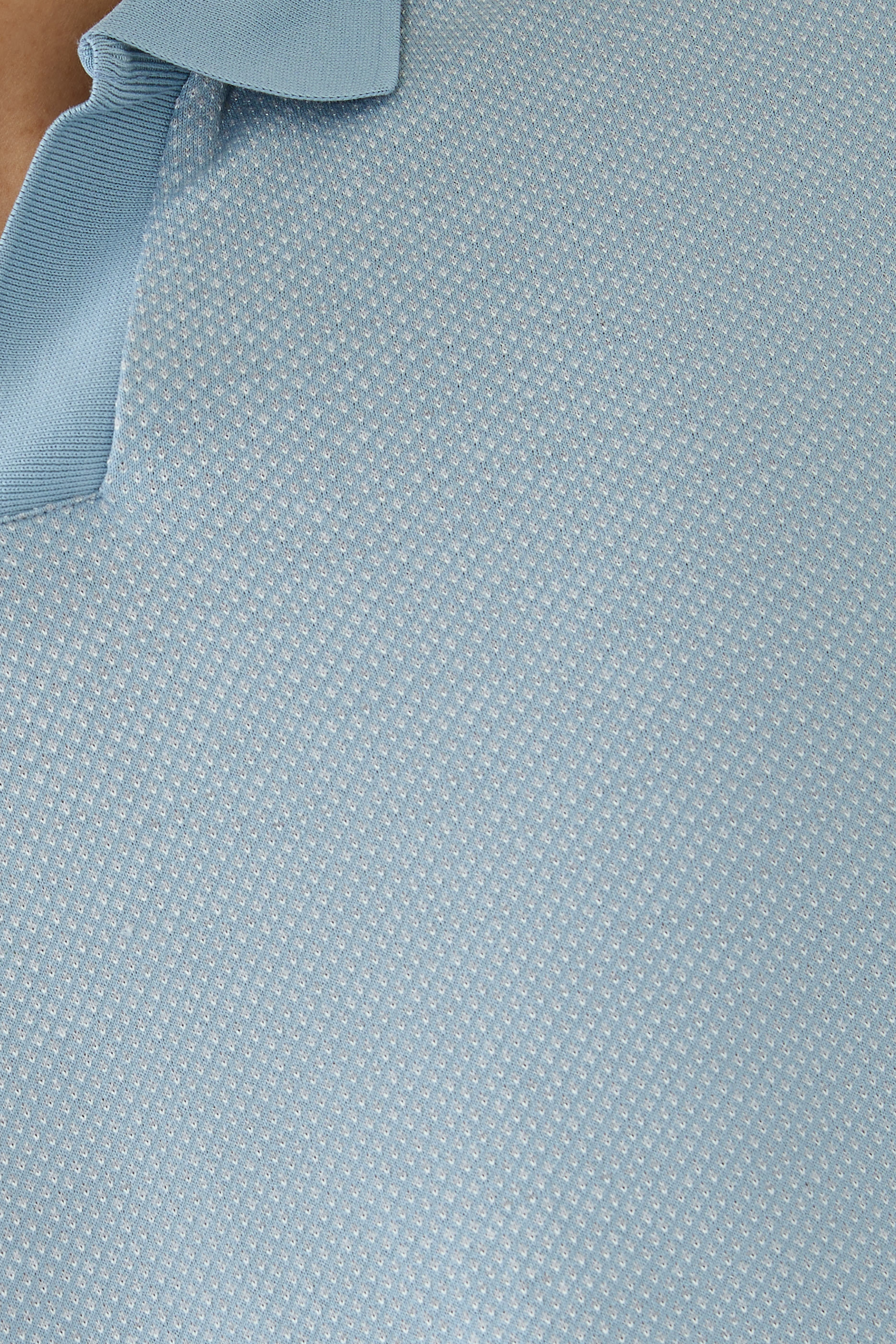 قميص بولو بأكمام قصيرة