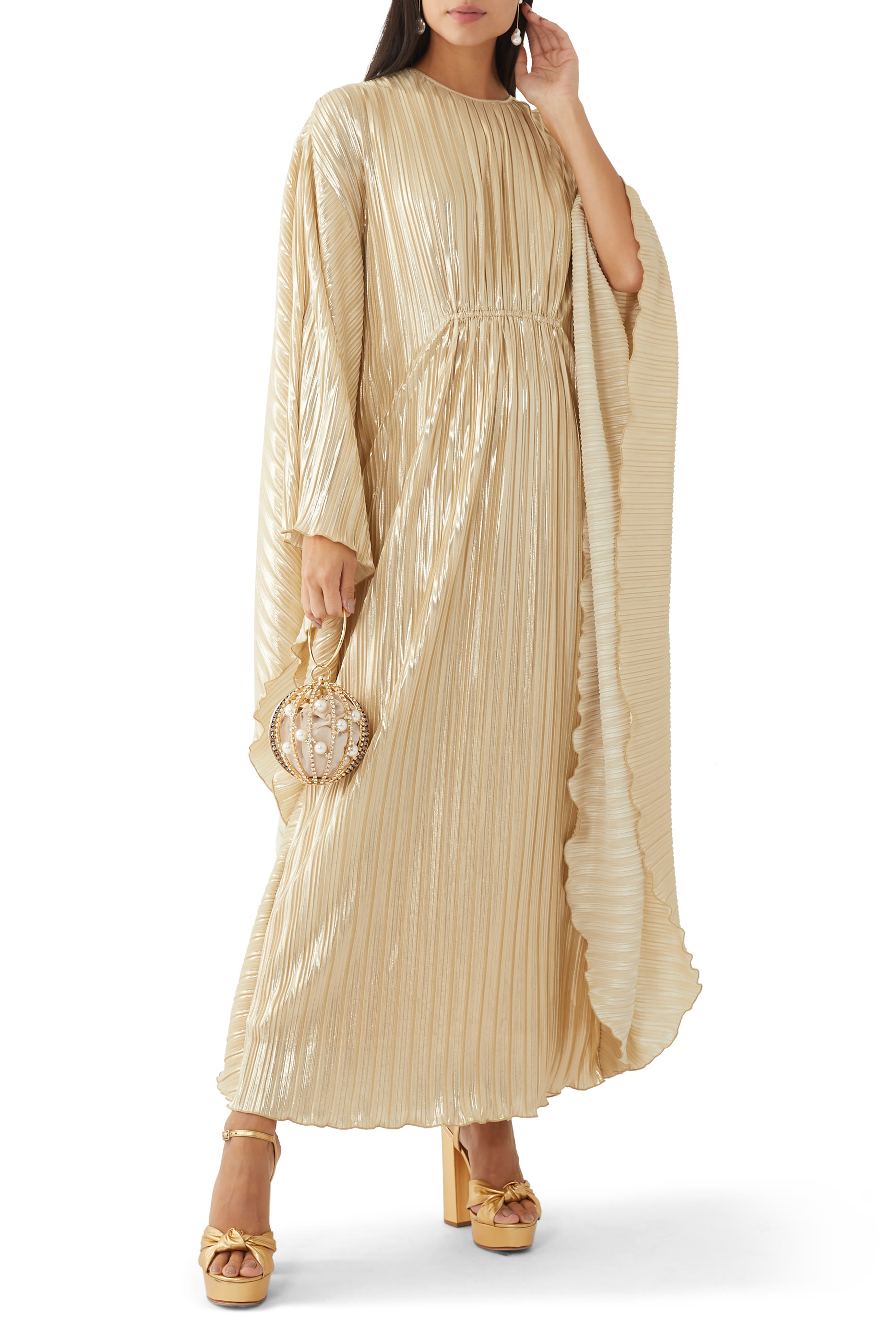 فستان بتصميم قفطانفرح بطيات بليسيه