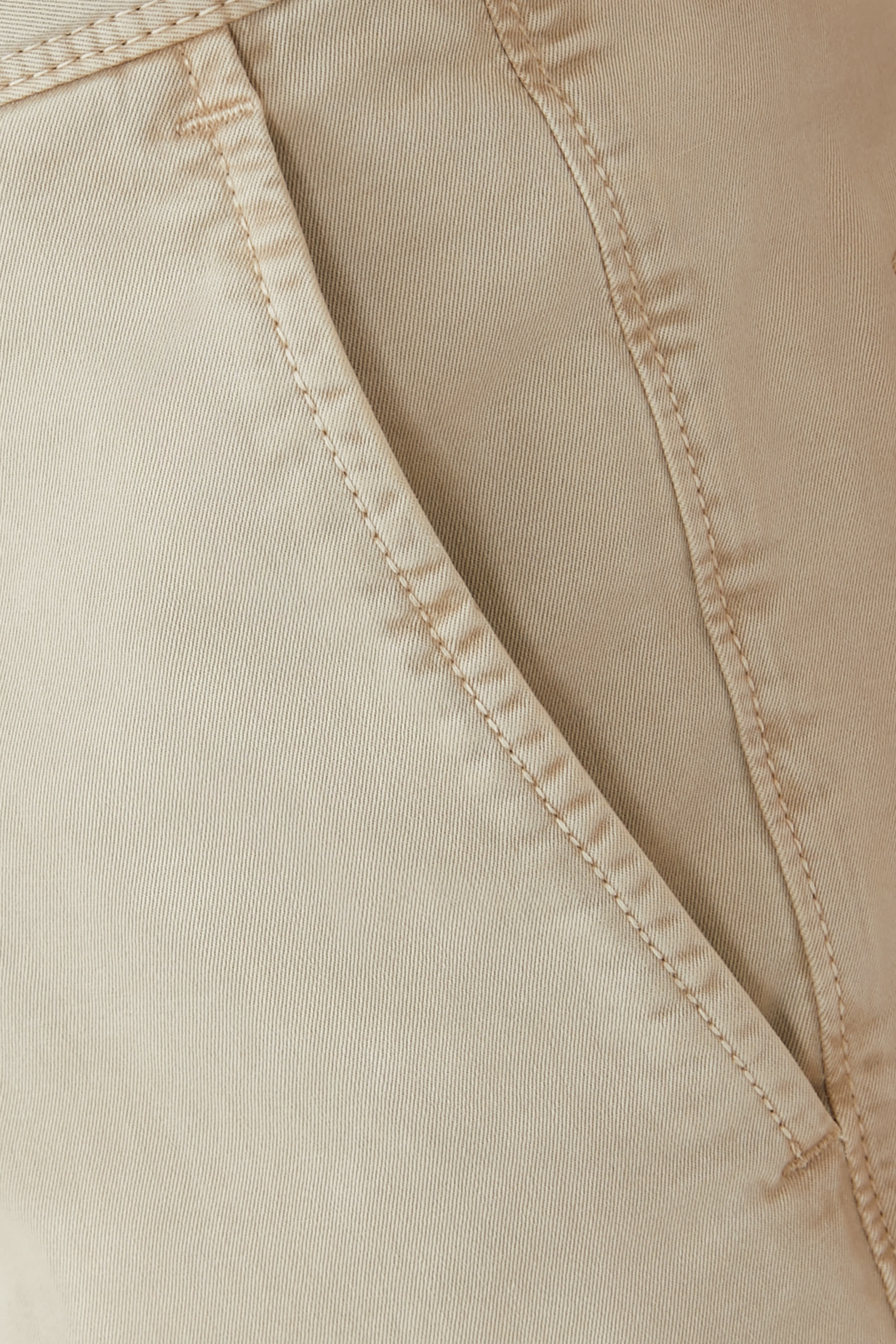 بنطال انكوتكس بقصة ضيقة غبردين مطاطي