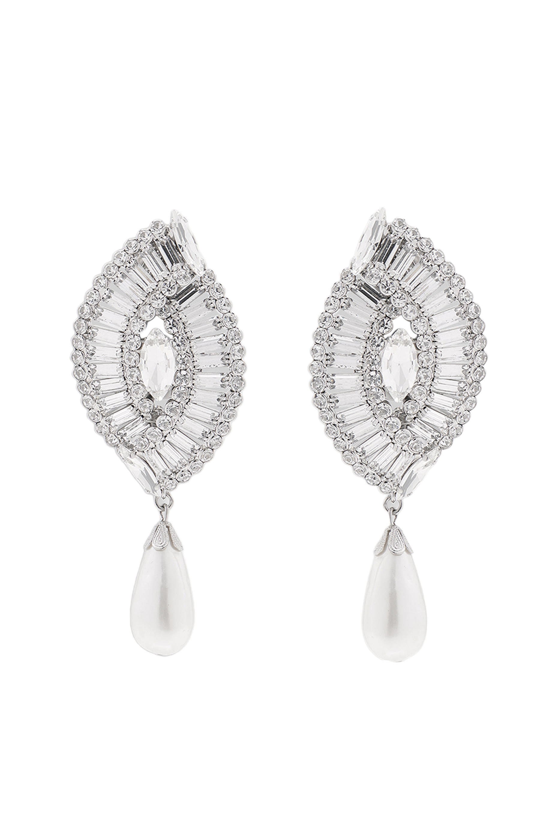 أقراط بتصميم صدفة مزينة بالكريستال ودلاية باللؤلؤ