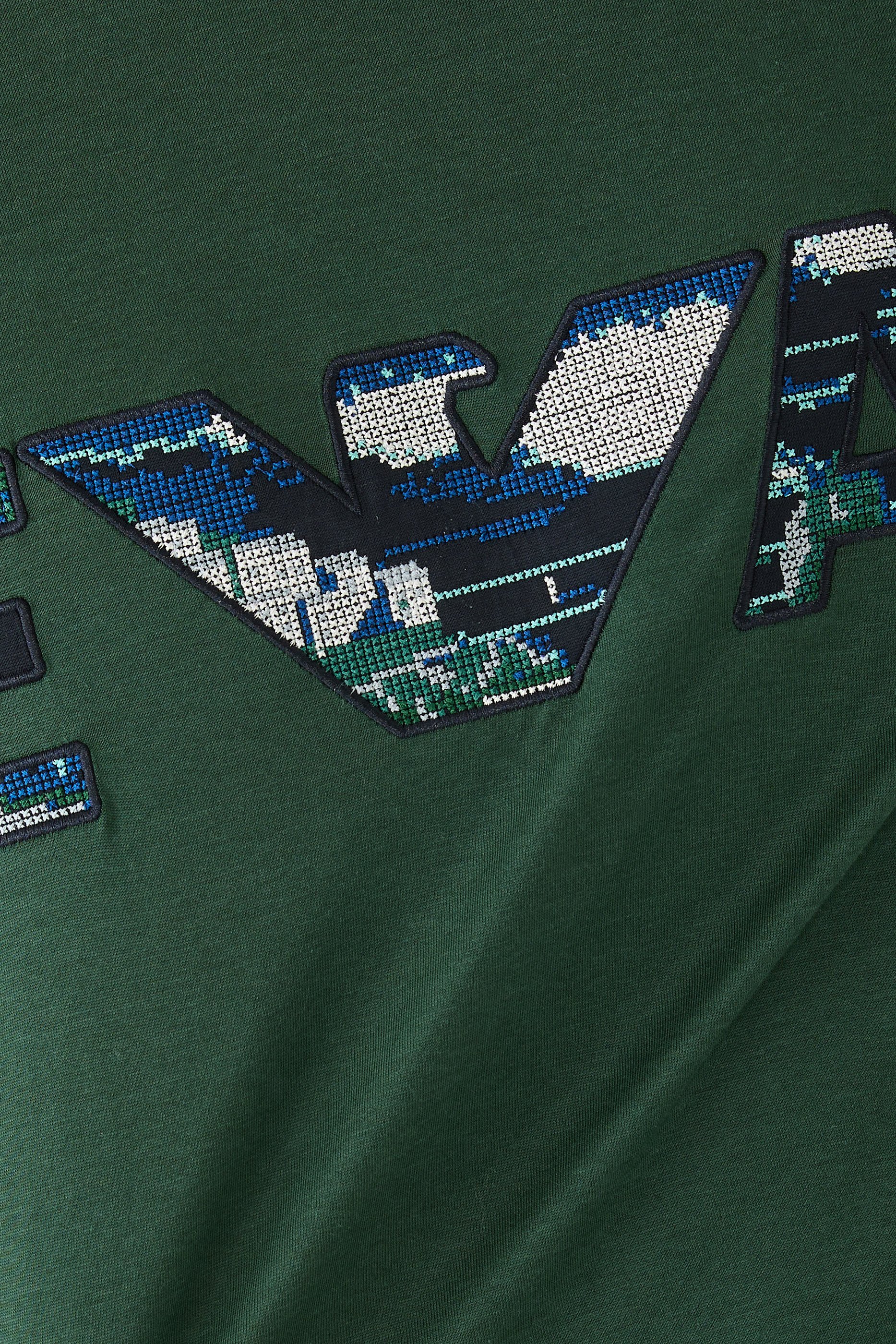 تيشيرت بشعار الماركة