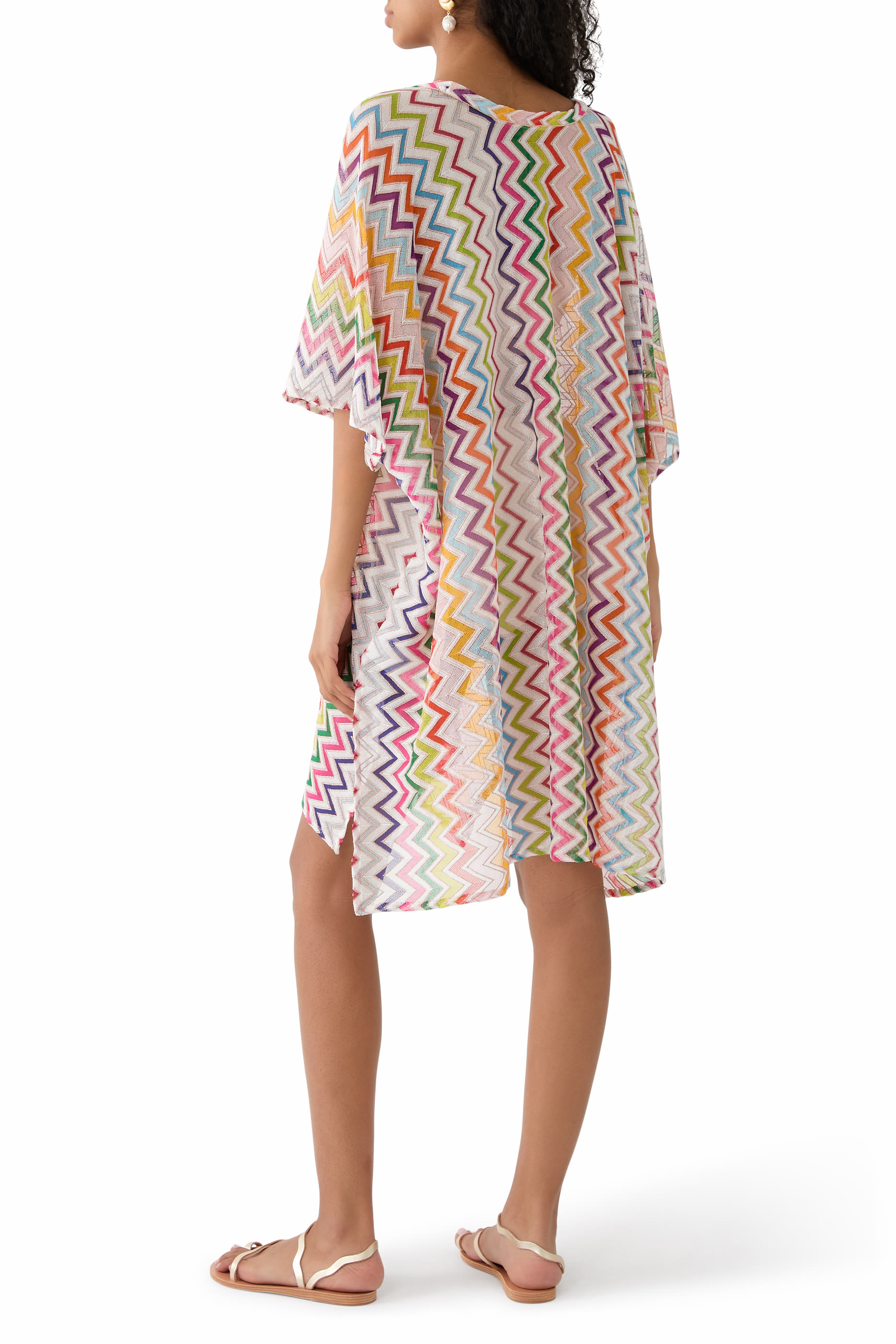 فستان قصير شبه شفاف للشاطئ