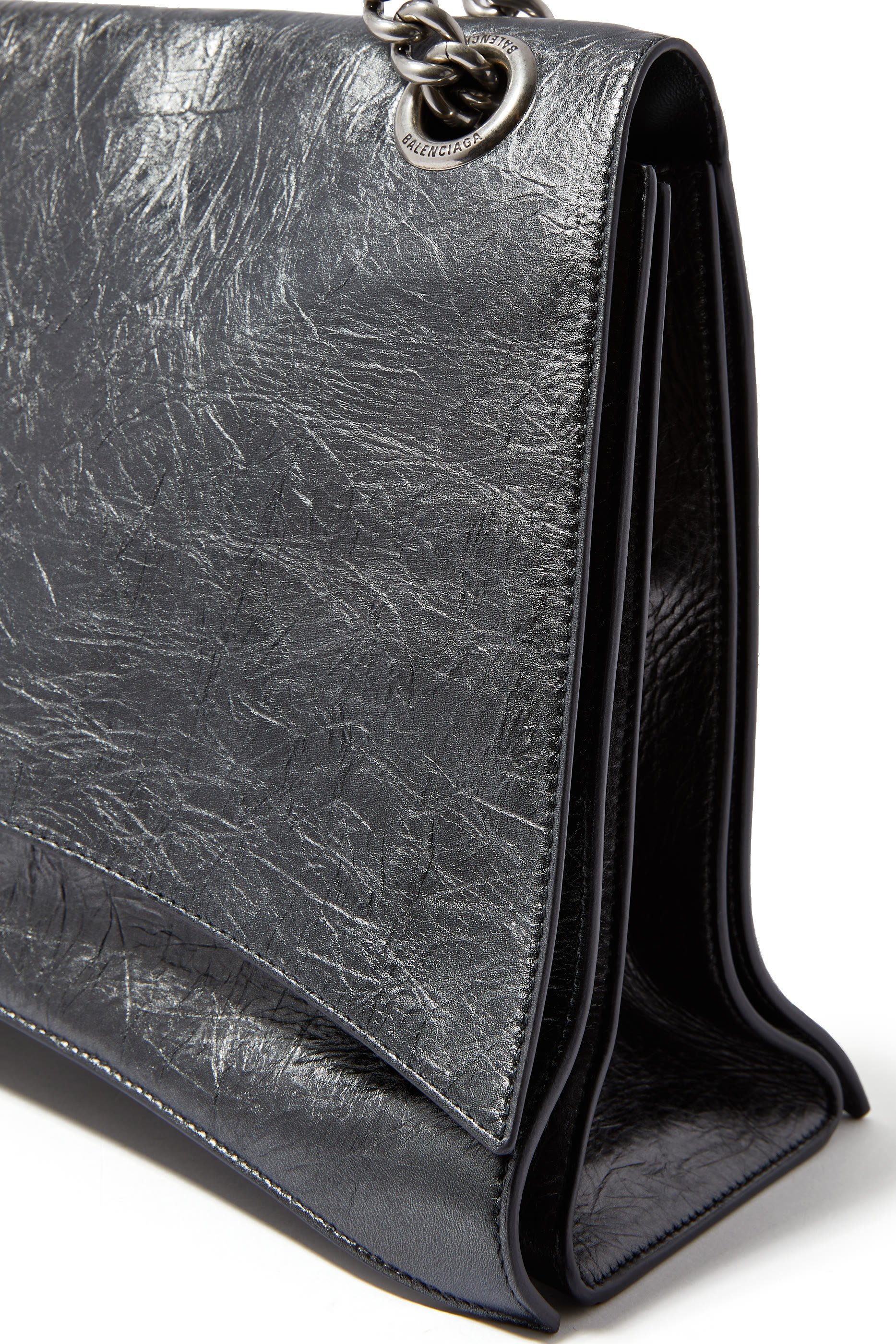 حقيبة كراش طويلة بسلسلة