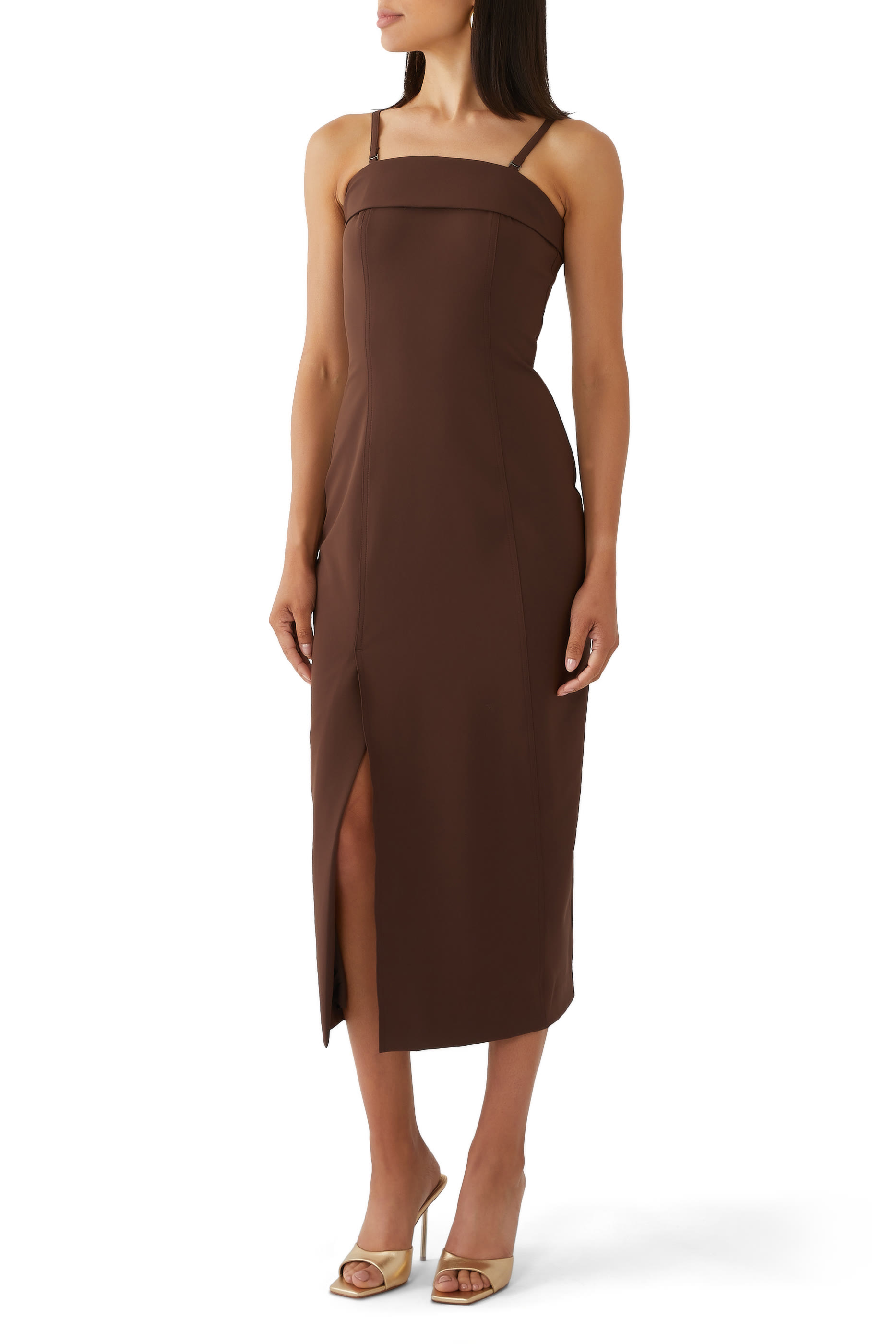 فستان شيلي بقصة ضيقة