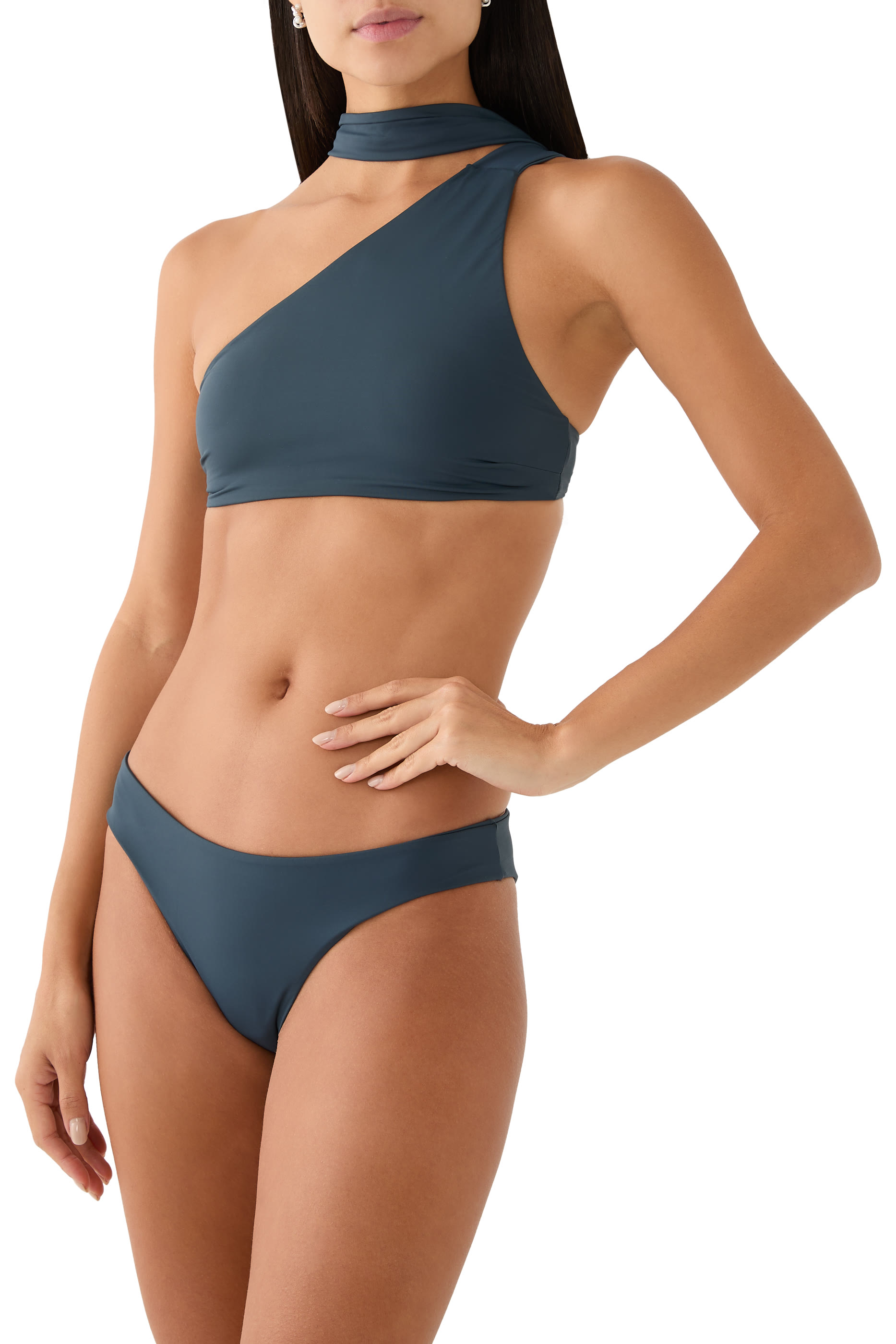 قطعة بيكيني علوية أنجلينا بكتف مكشوف