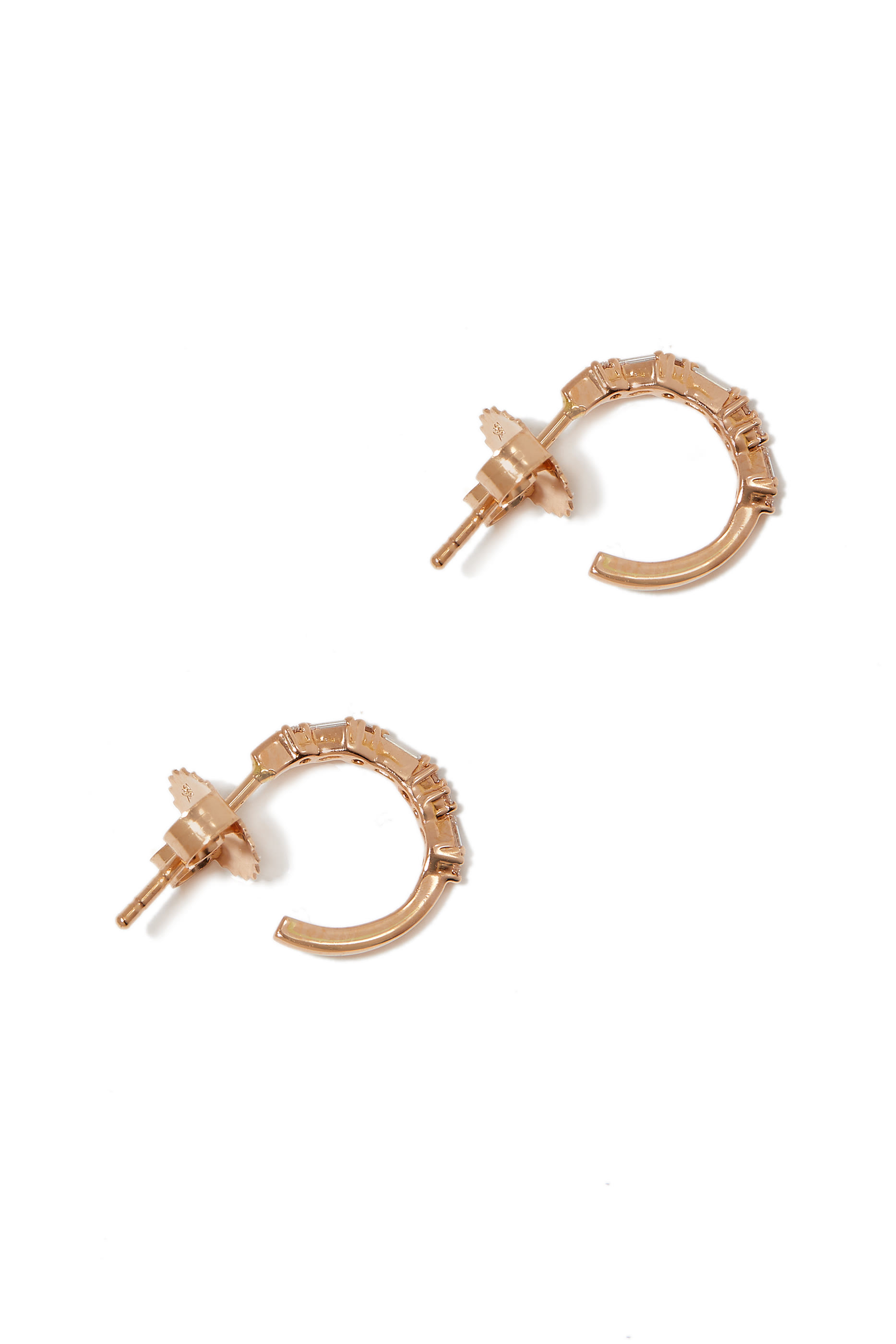 أقراط فايروركس دائرية مرصعة بالماس