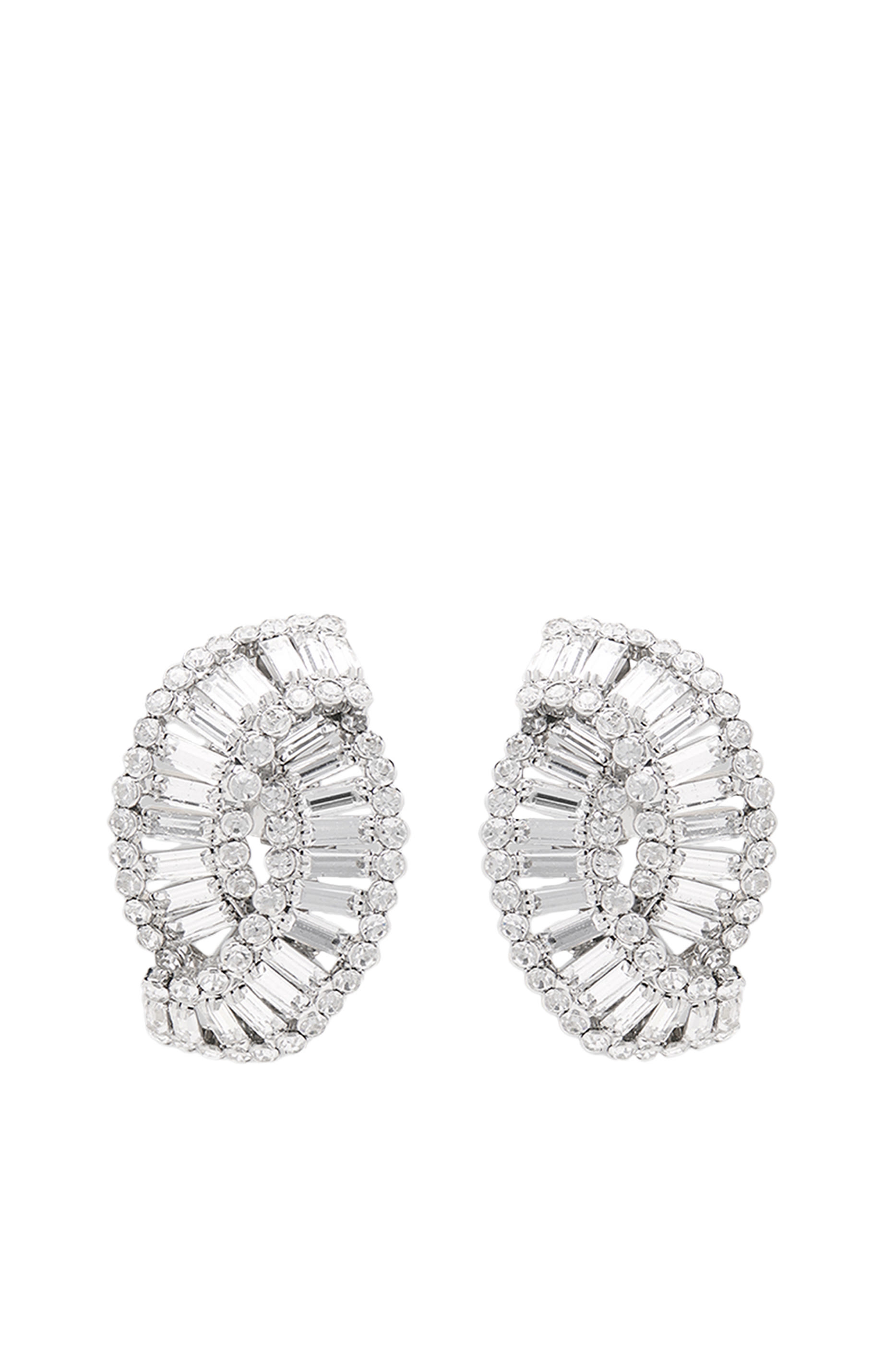 أقراط بتصميم صدفة مرصعة بالكريستال