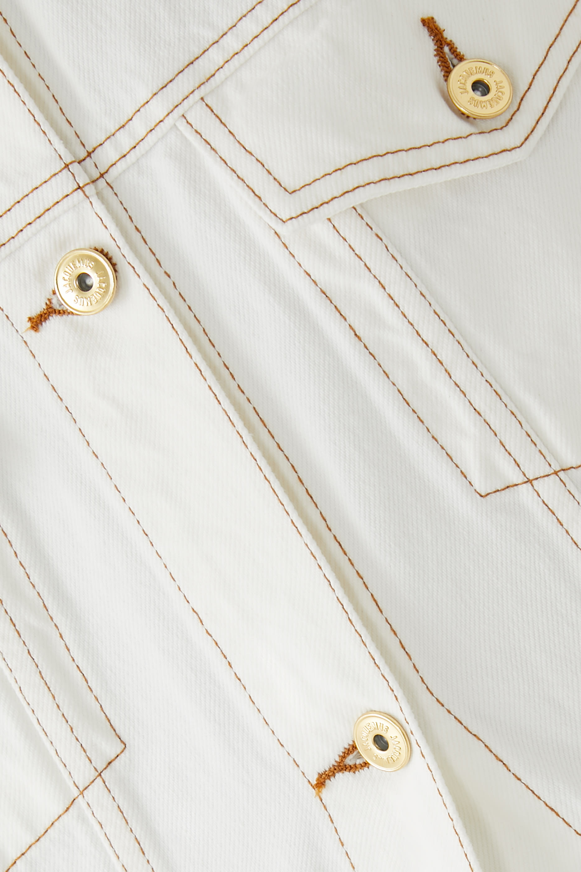 جاكيت لا فيست دي نيم