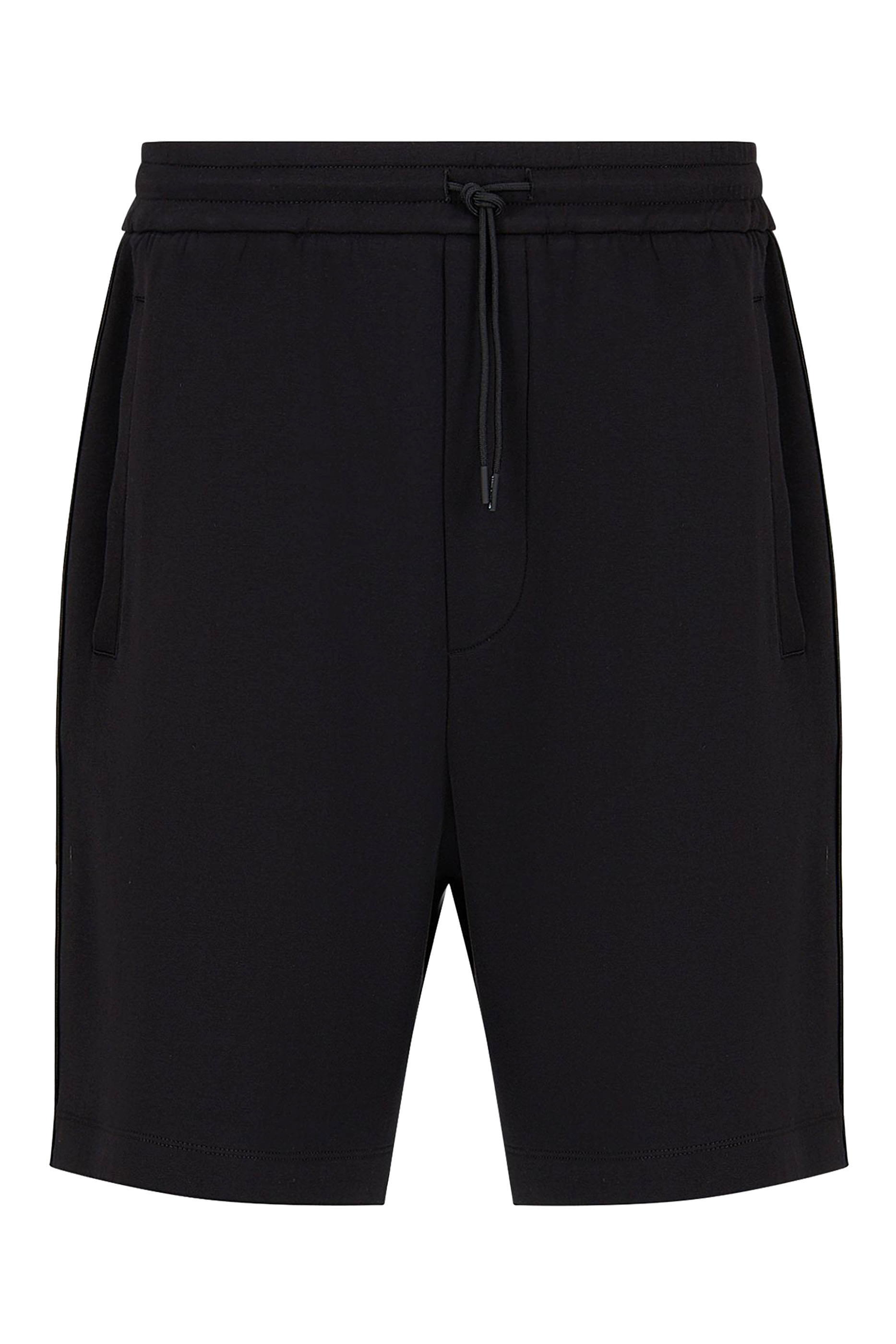 شورت رياضي بشريط شعار الماركة