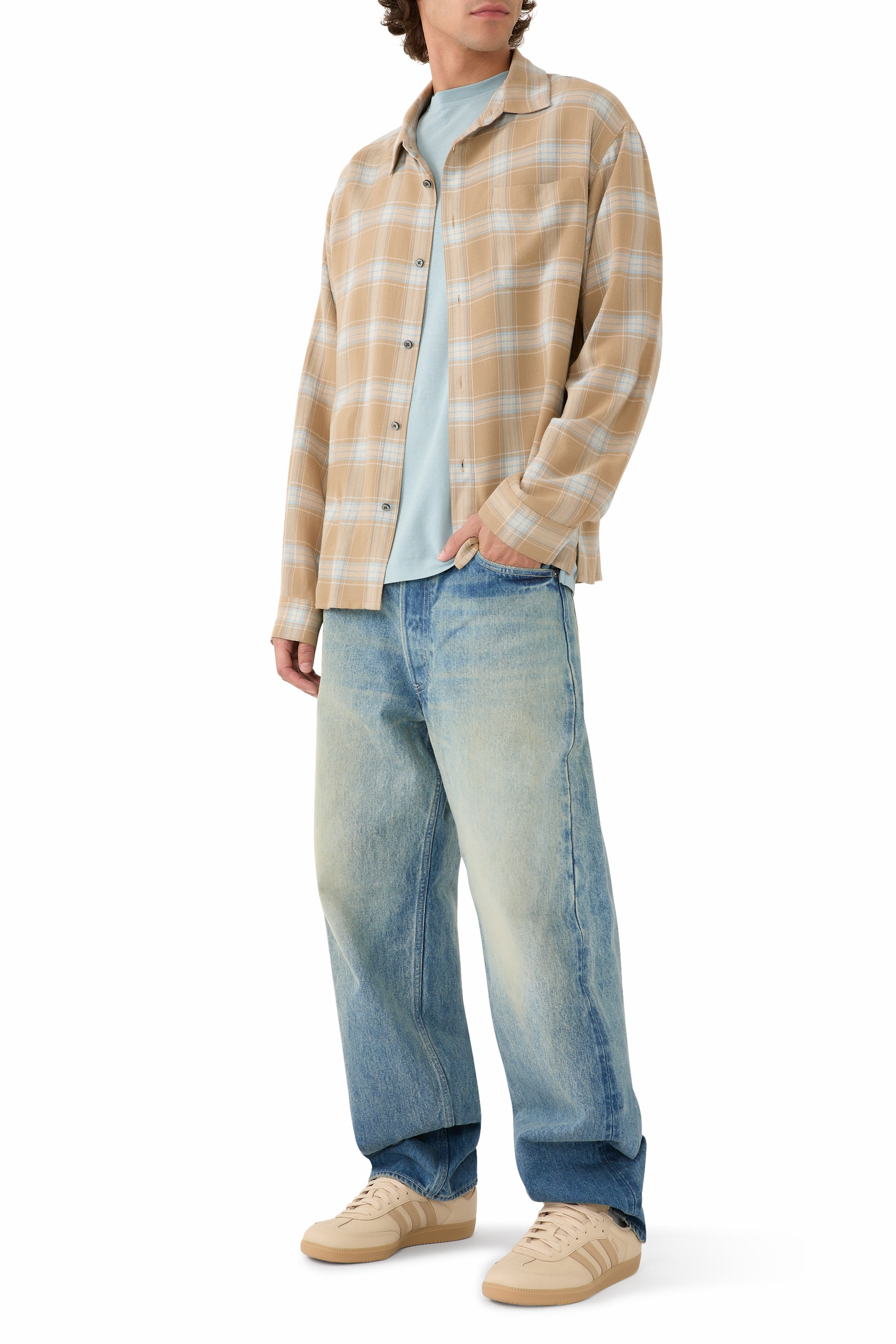 قميص بنقشة مربعات