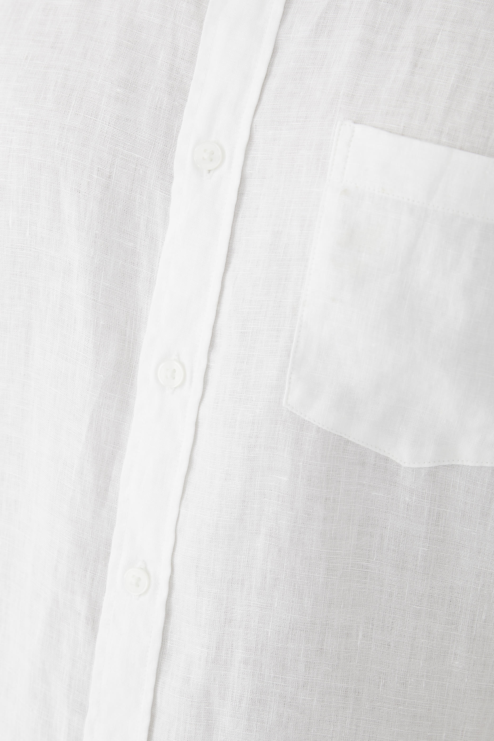 قميص كتان بأكمام قصيرة