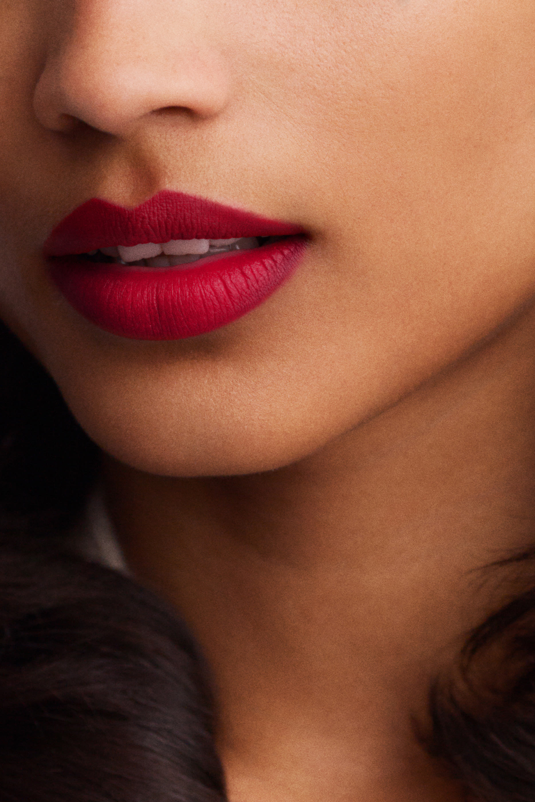 أحمر شفاه روج غير لامع درجة روز نوي