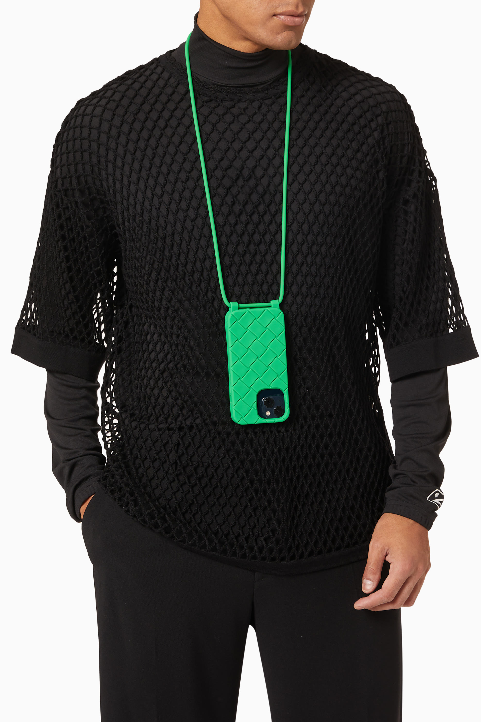 حافظة هاتف أيفون 13 برو بتصميم مجدول