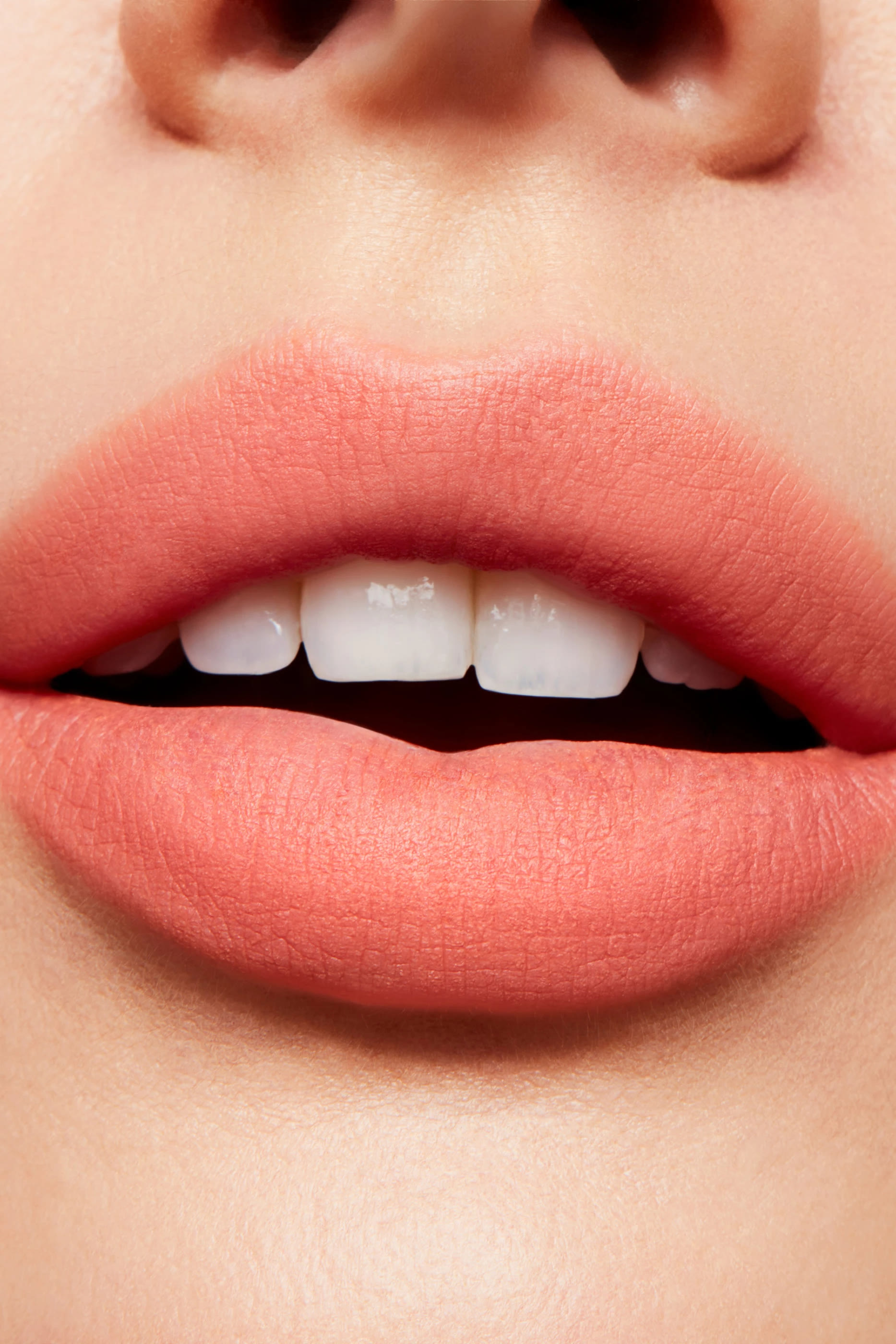 أحمر شفاه باودر كيس سائل