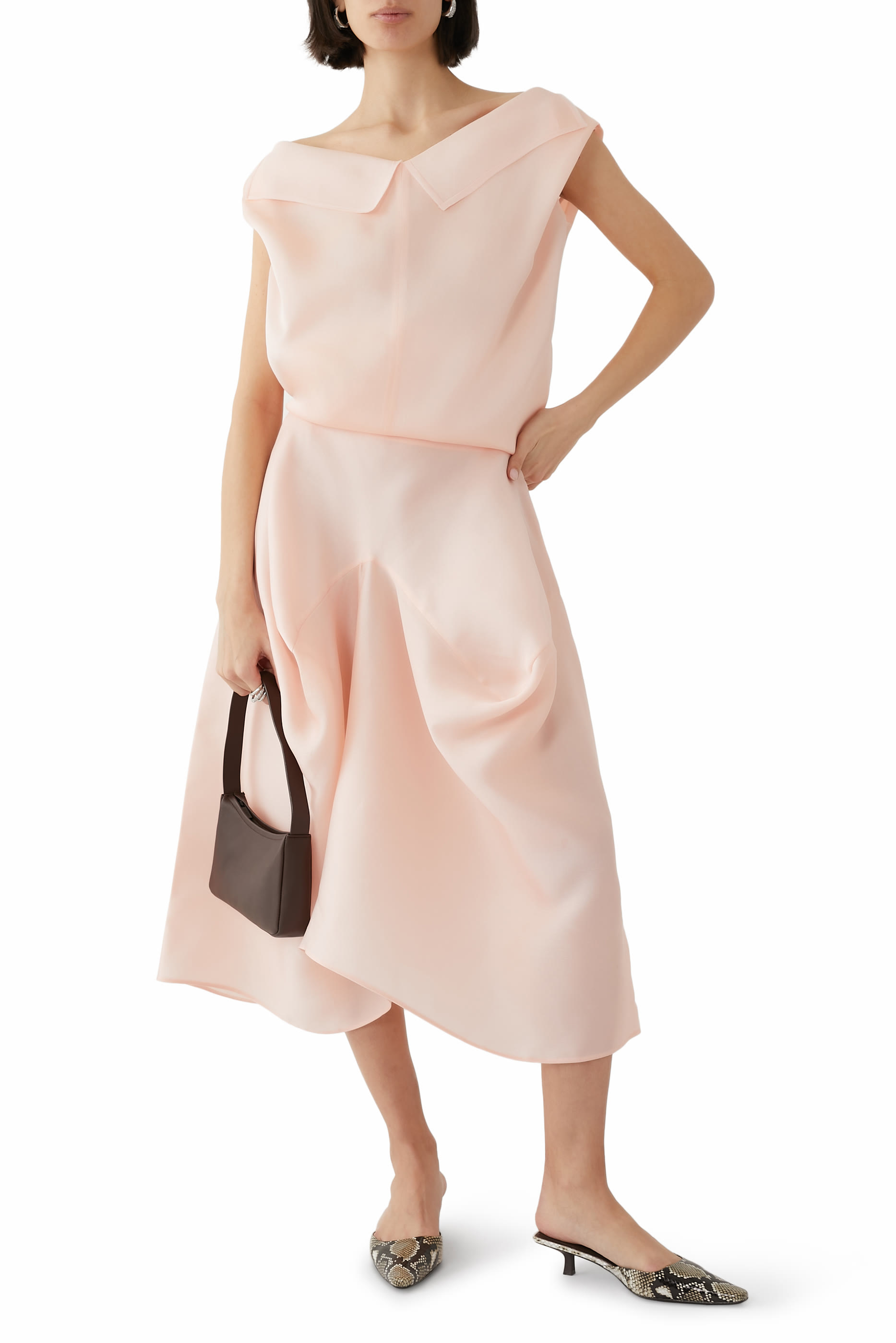 تنورة سوير متوسطة الطول