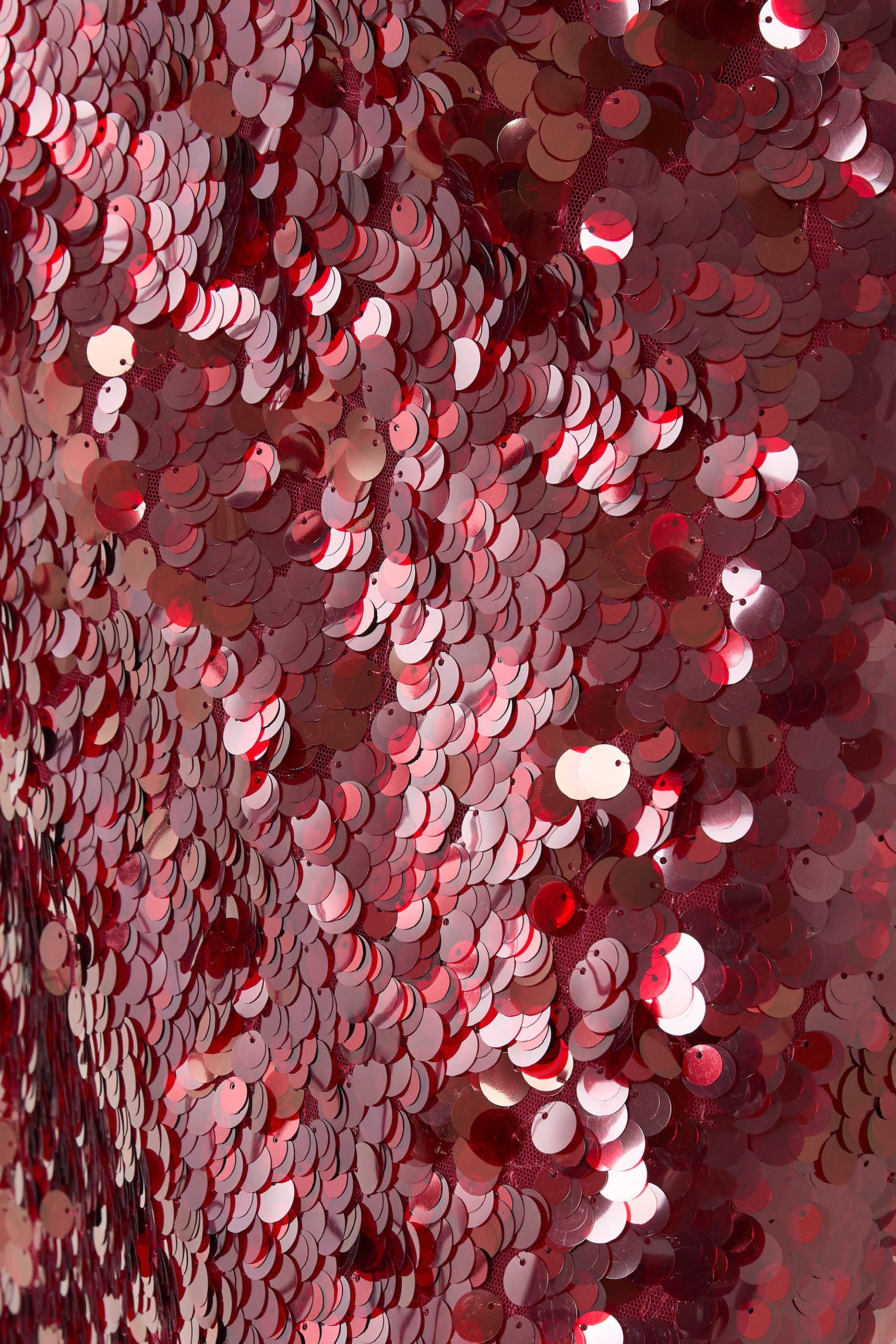 تنورة بقصة مائلة مزينة بترتر