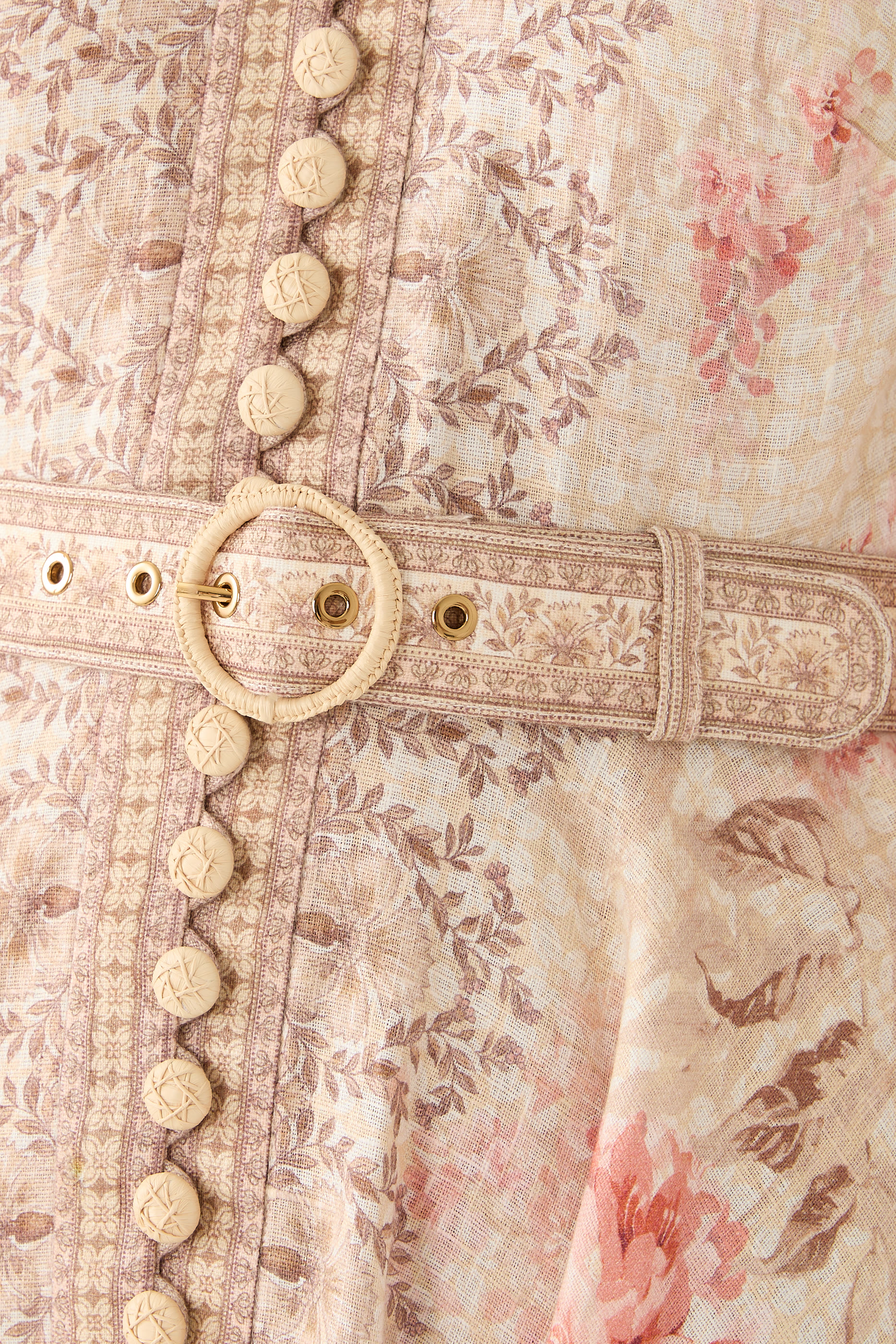 فستان قصير إيلومينيت بأزرار