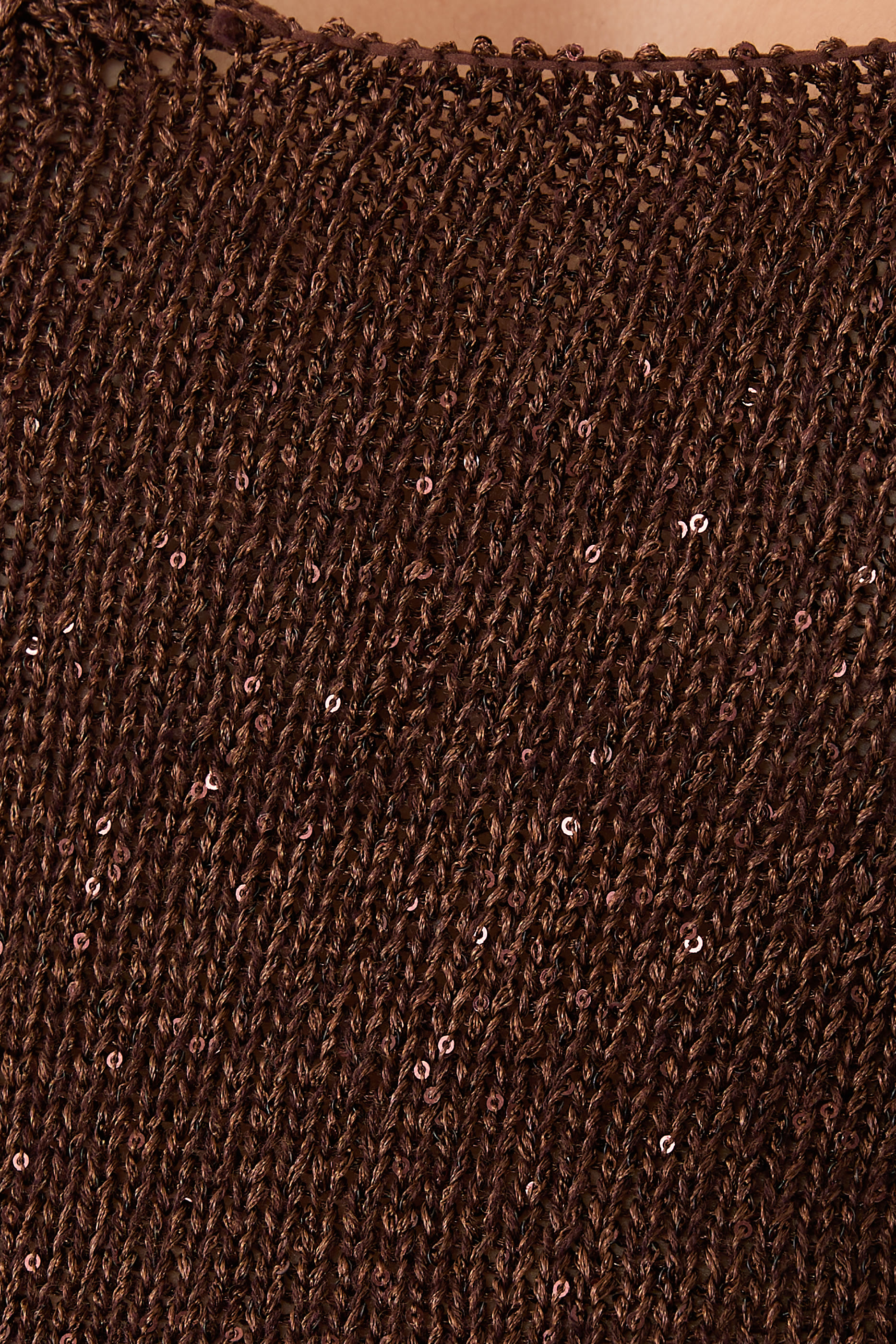 بلوزة دلفينا برباط حول العنق