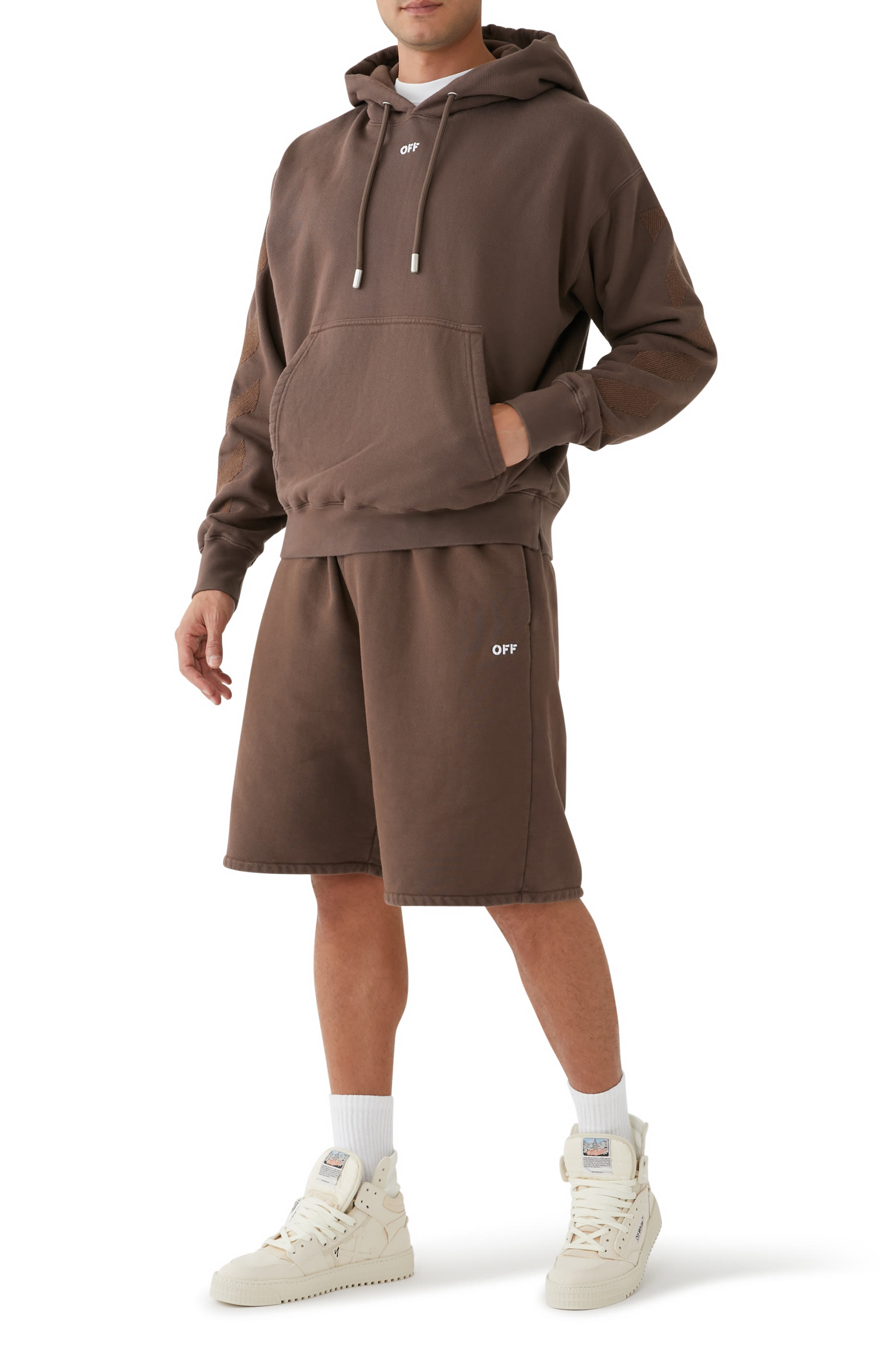 هودي سكيت بنقشة خطوط مائلة