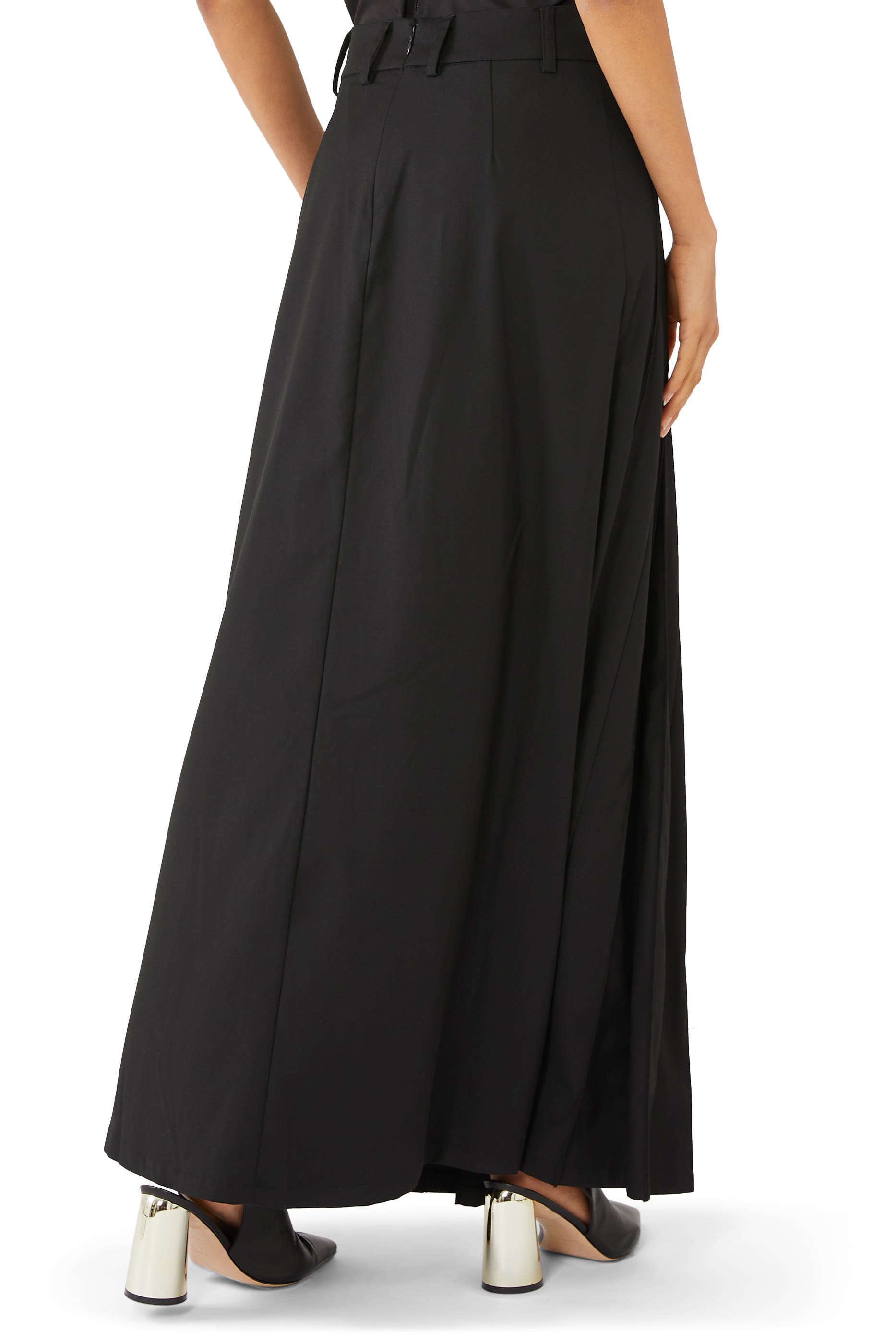 تنورة بدلة بطيات