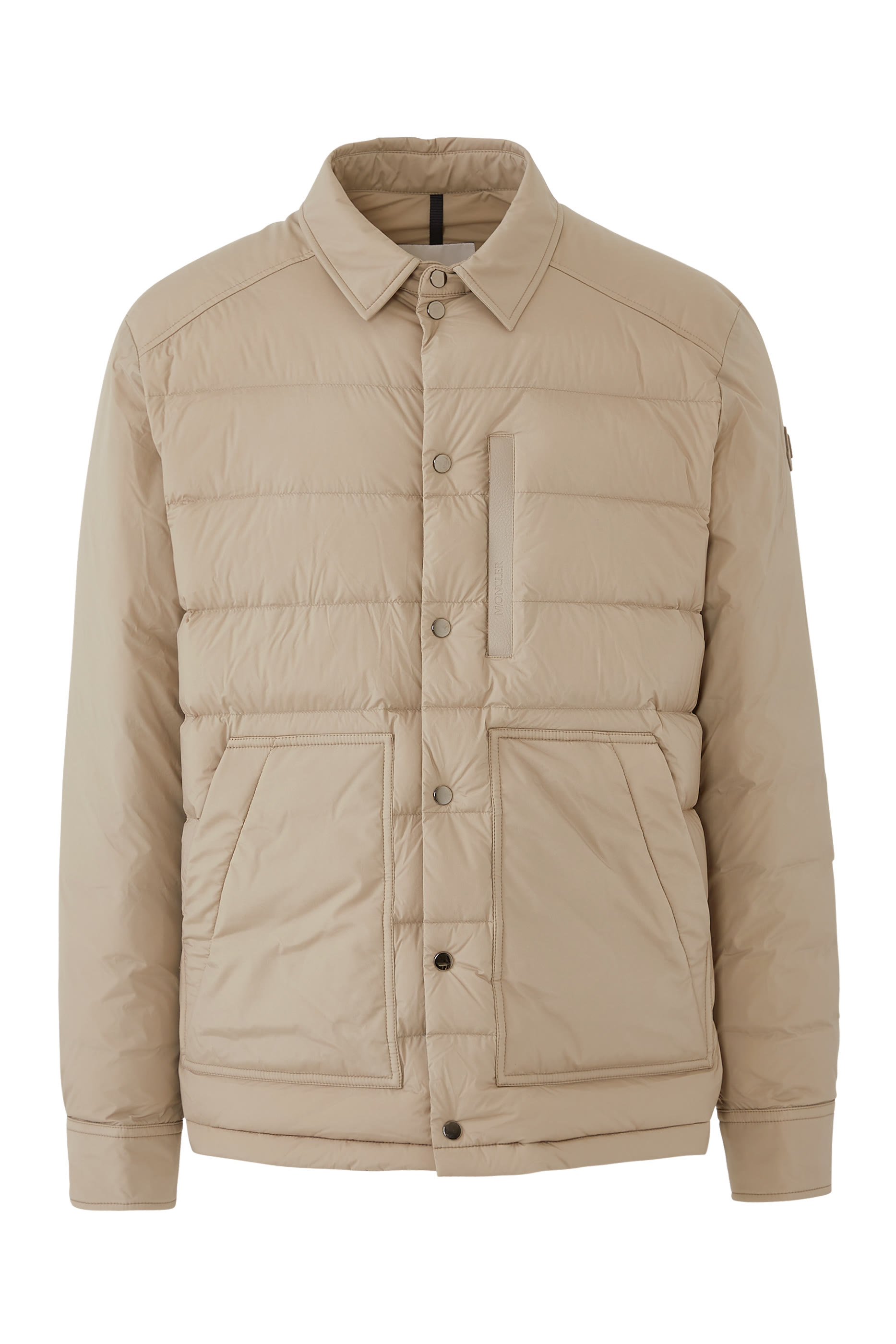 جاكيت باسيز بتصميم قميص