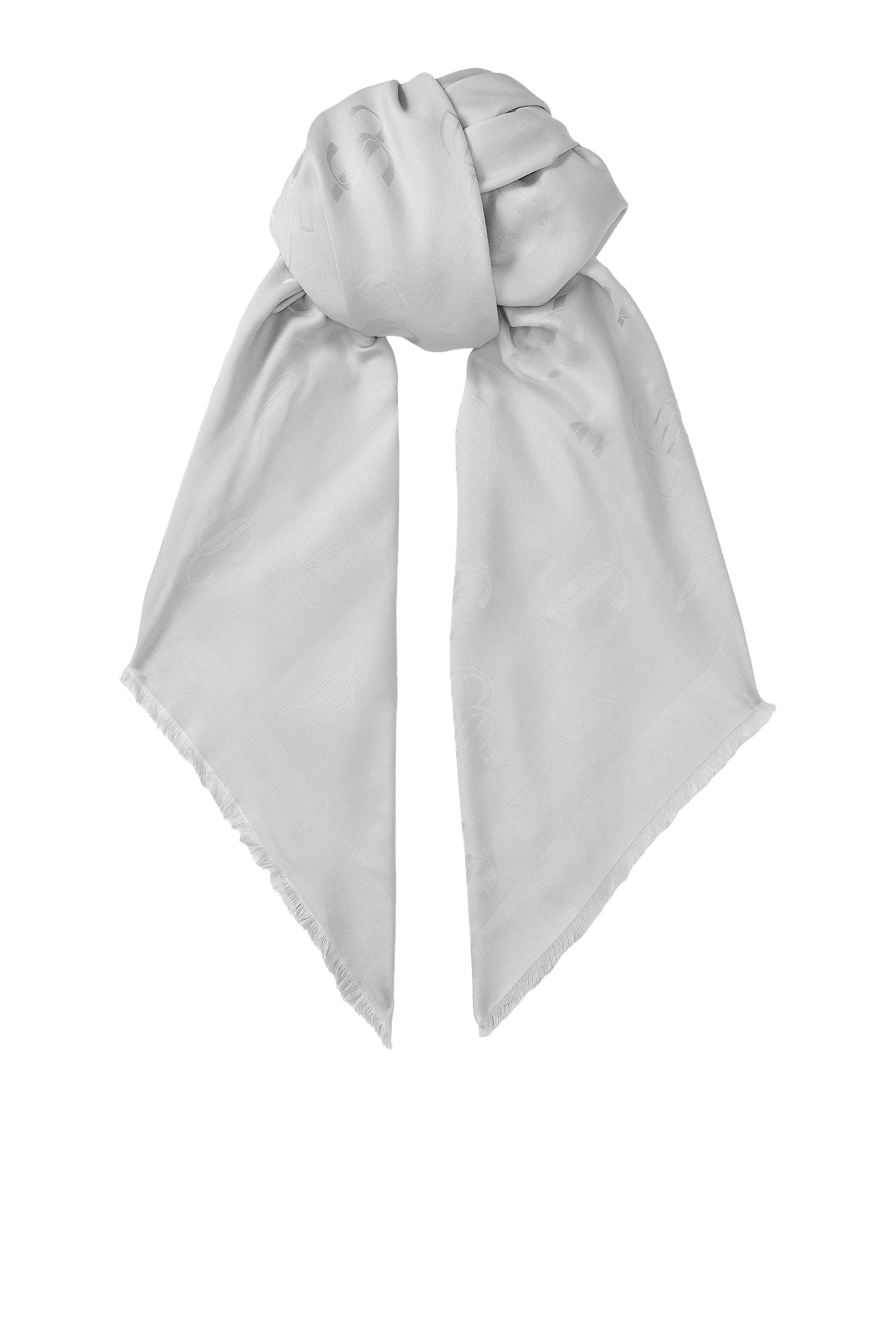 فولار بحروف شعار الماركة