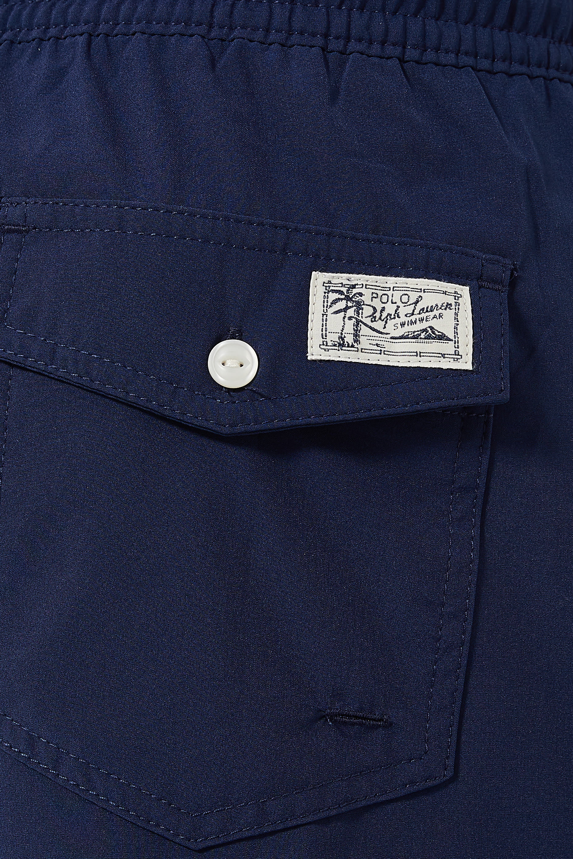 شورت سباحة ترافلر