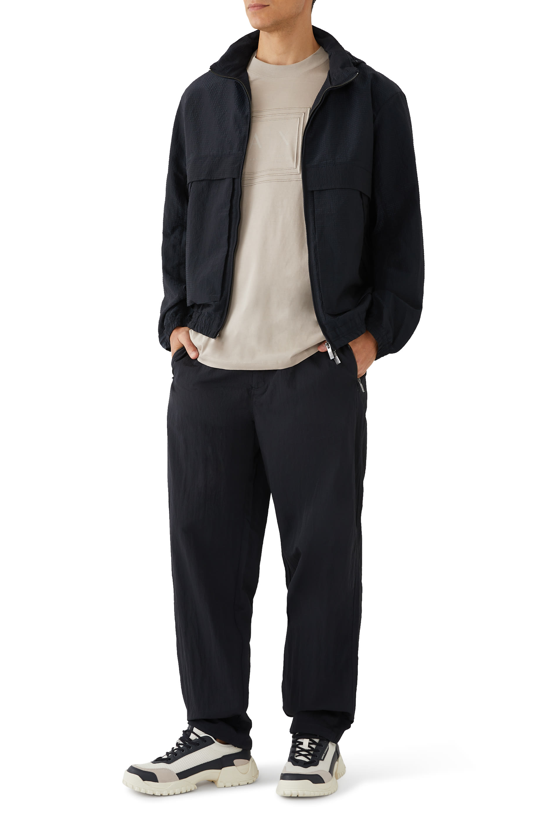 تيشيرت بشعار الماركة جيرسيه