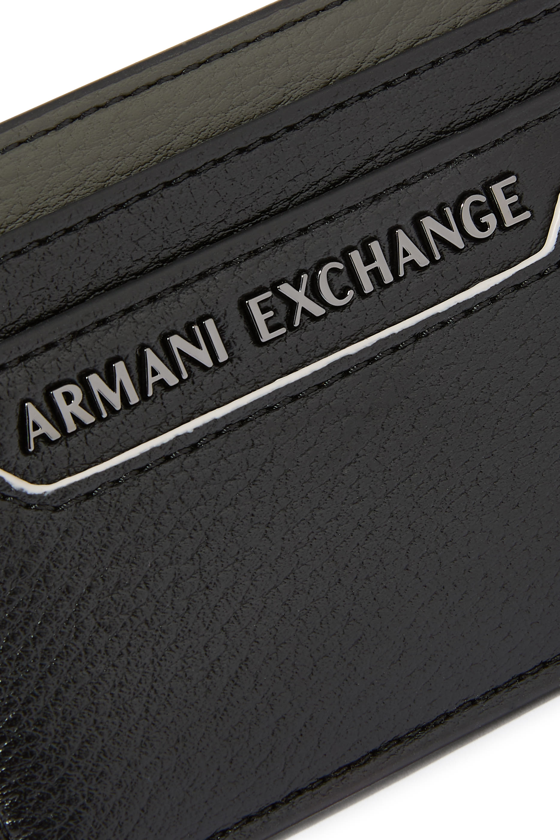 حافظة بطاقات بشعار الماركة