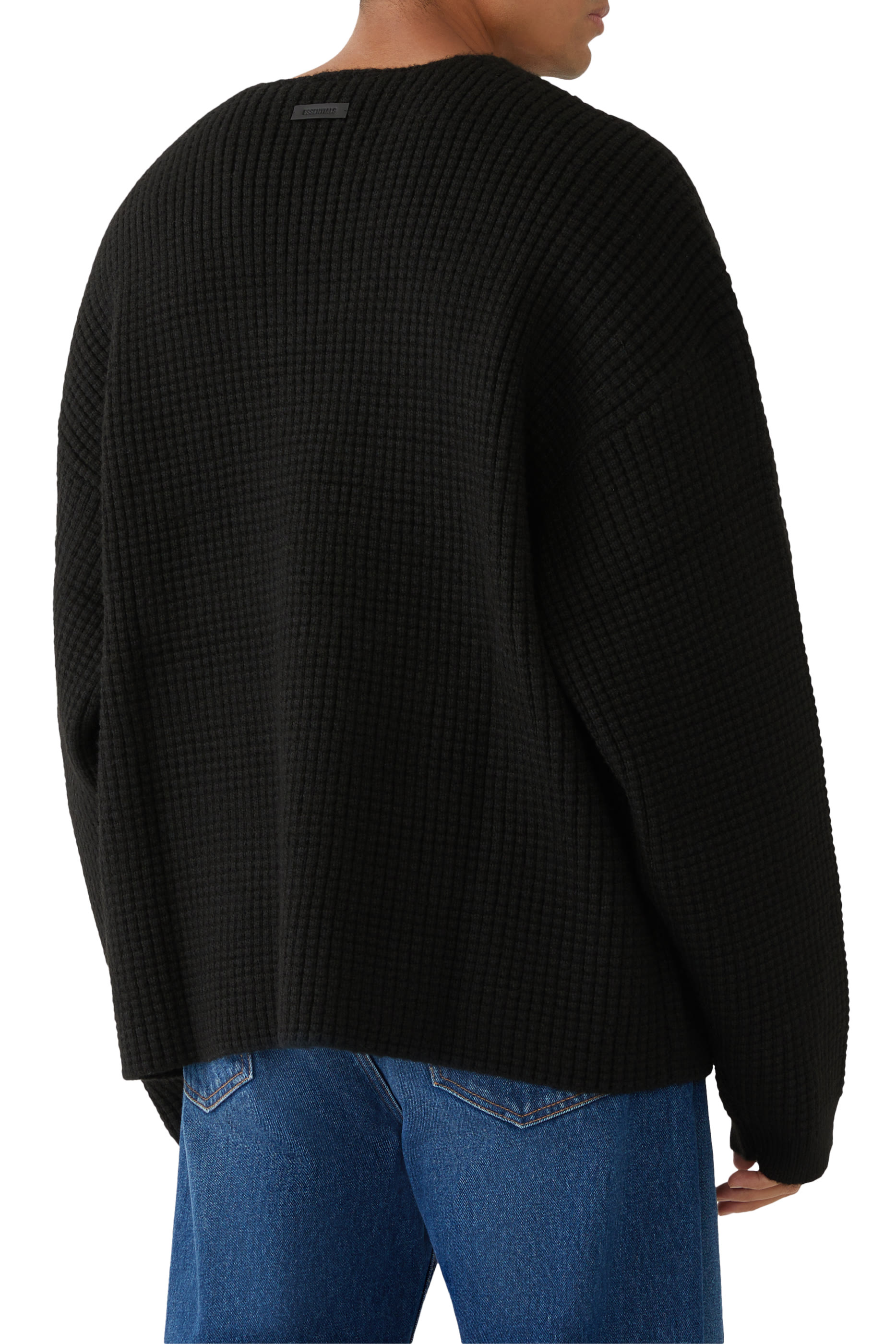 كنزة بياقة ضيقة نسيج متشابك ثقيل