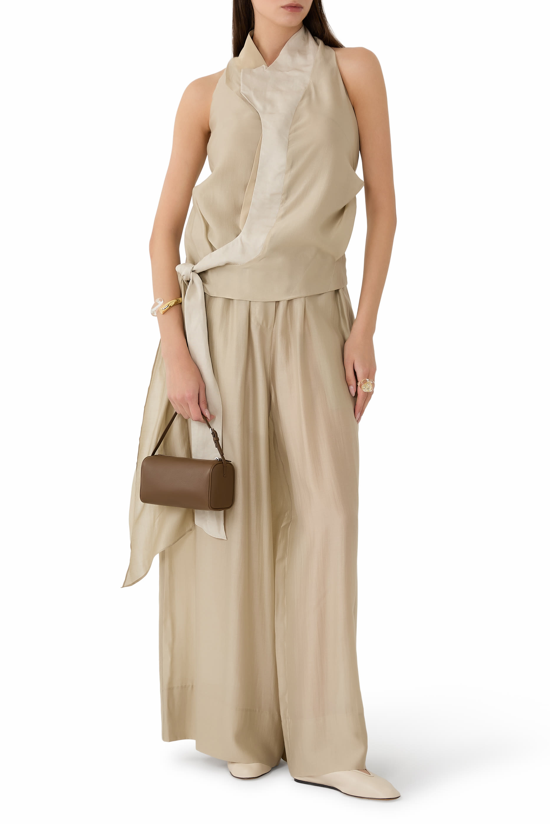 بلوزة انسيابية