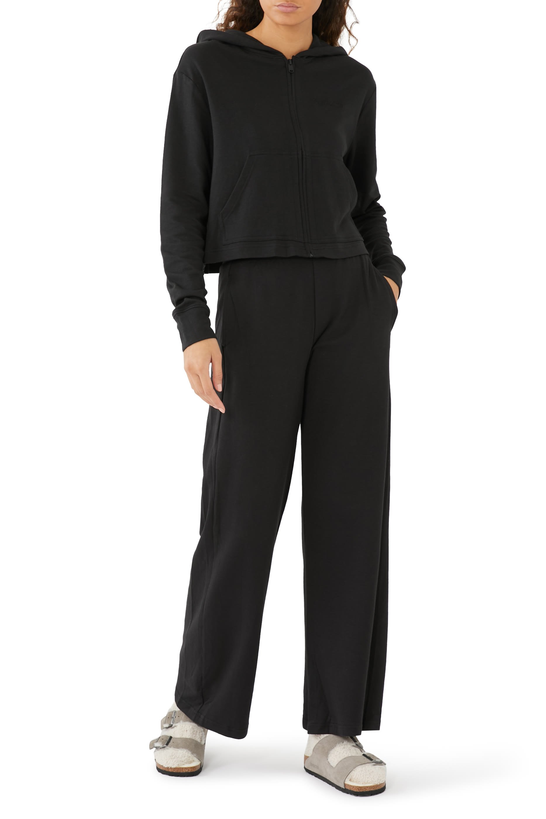 بنطال رياضي بحزام خصر بشعار الماركة للبيت