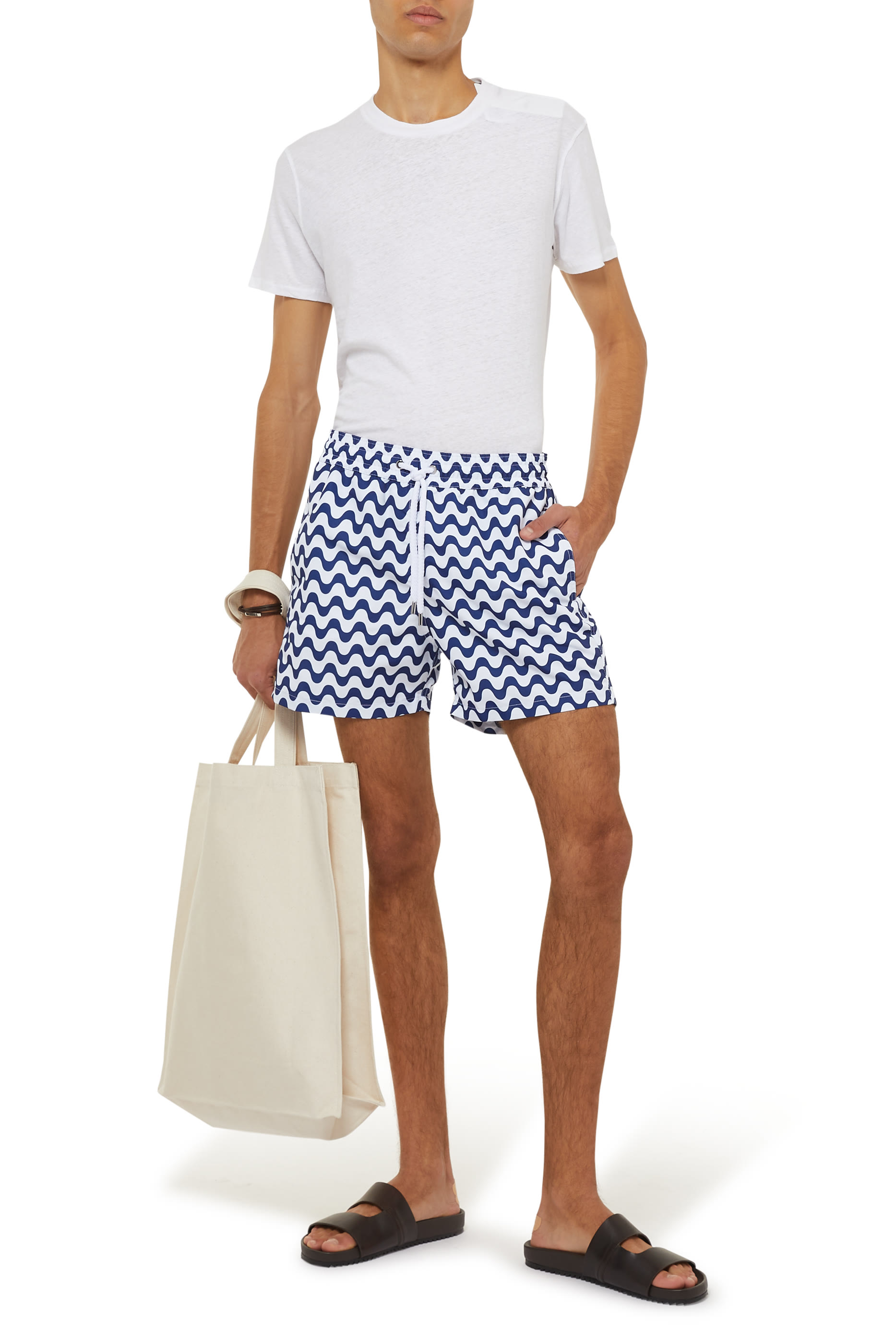 شورت رياضي بطبعة