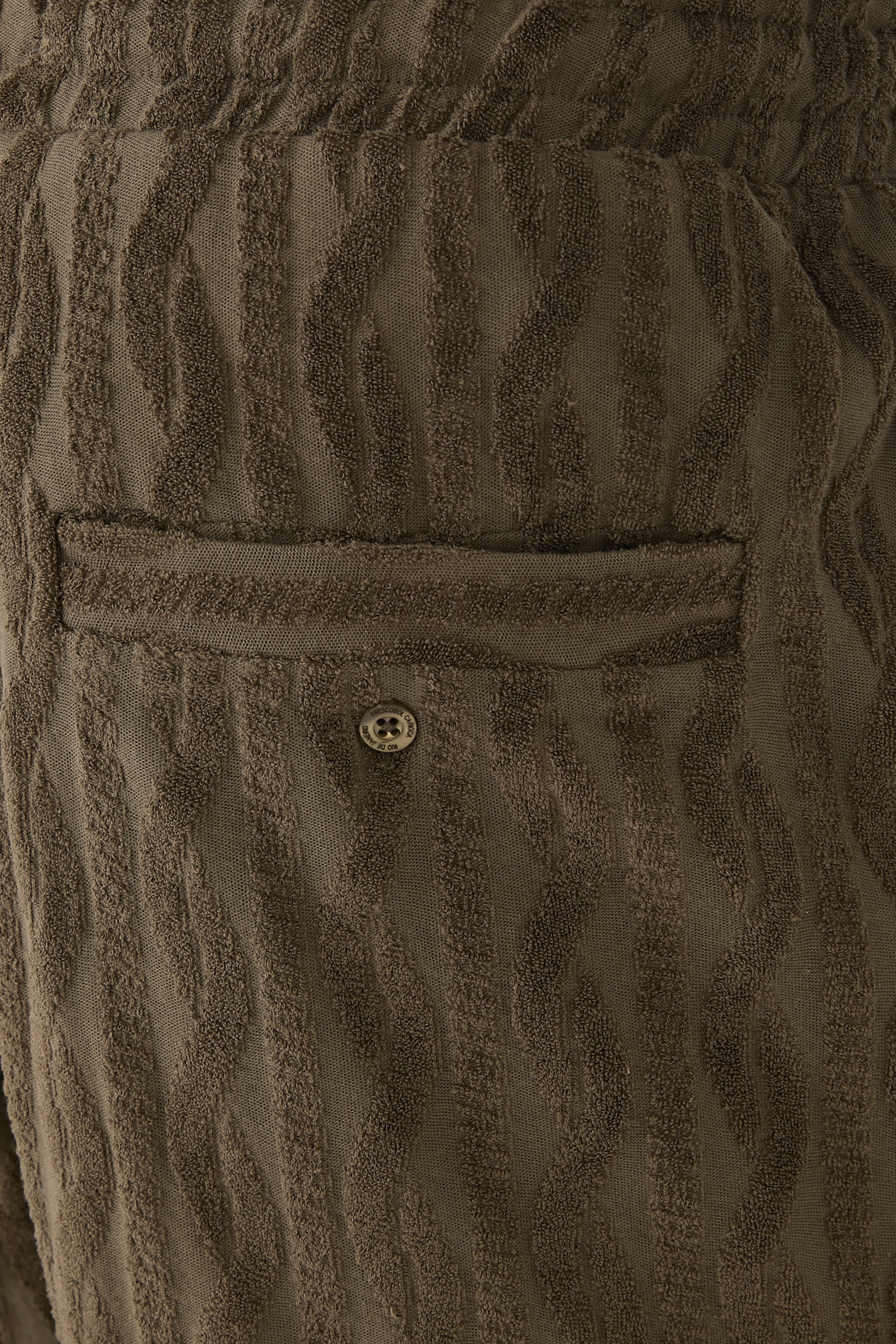 شورت أوغوستو تيري جاكار