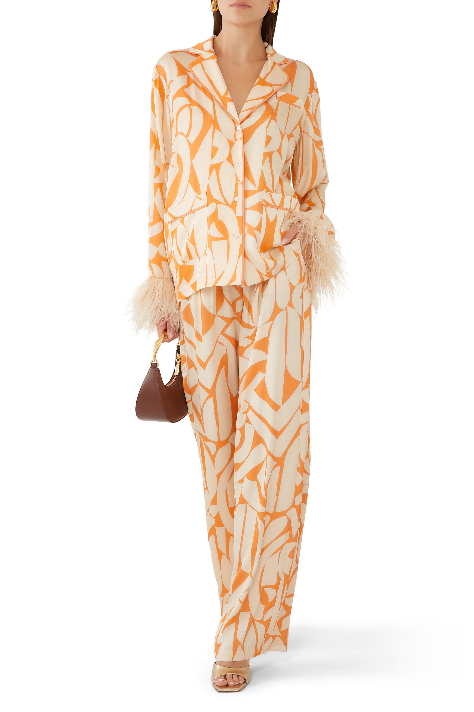 بلوزة برازا بطبعة