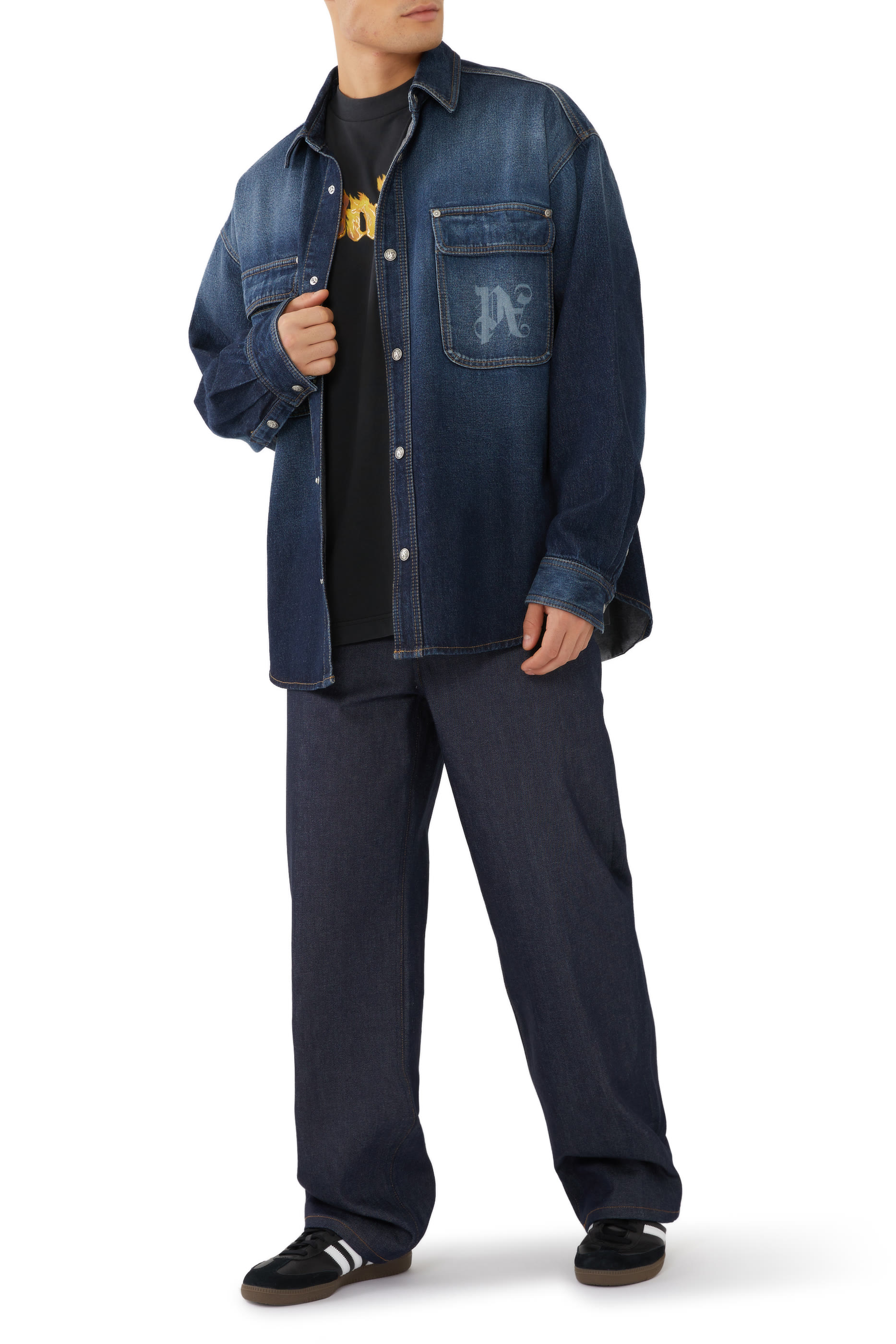 قميص دنيم ميدنايت بحروف شعار الماركة