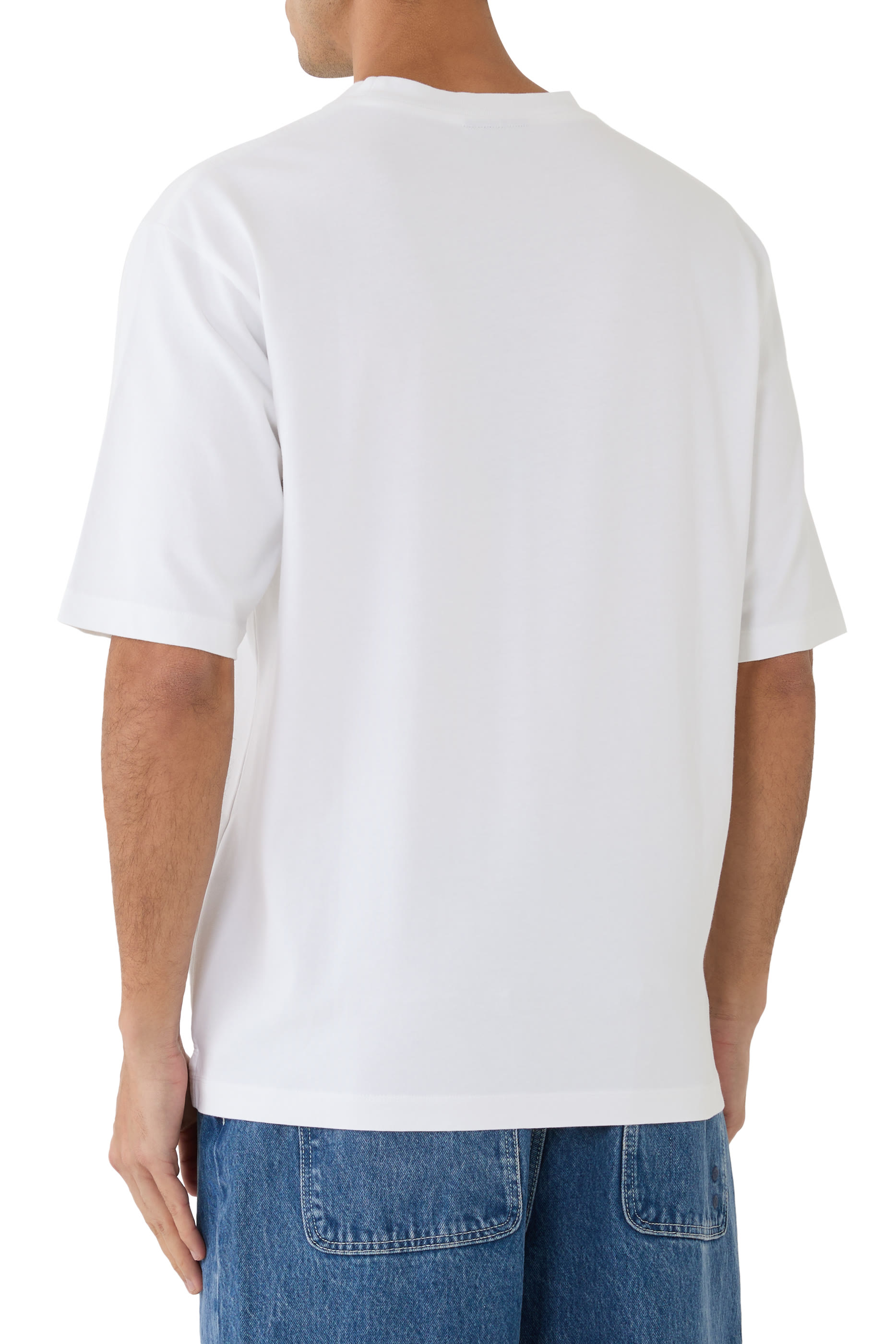 تيشيرت بشعار الماركة