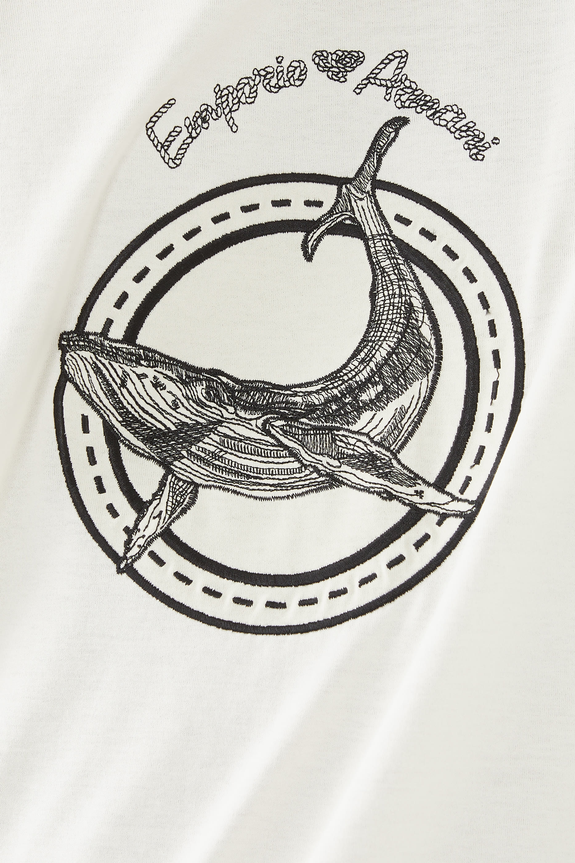 تيشيرت بشعار الماركة قطن