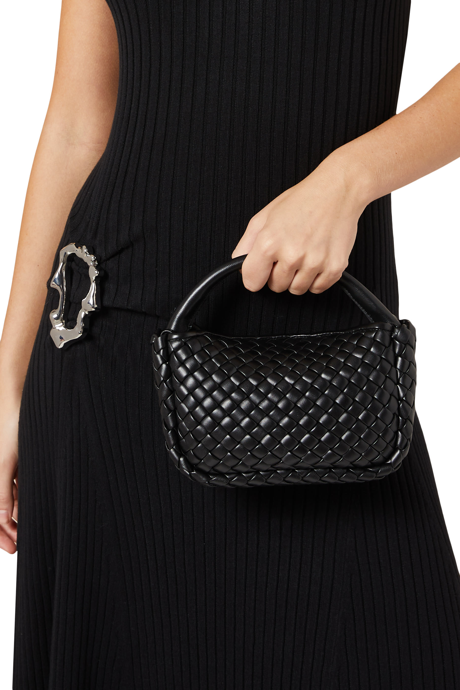 حقيبة يد طوبل صغيرة