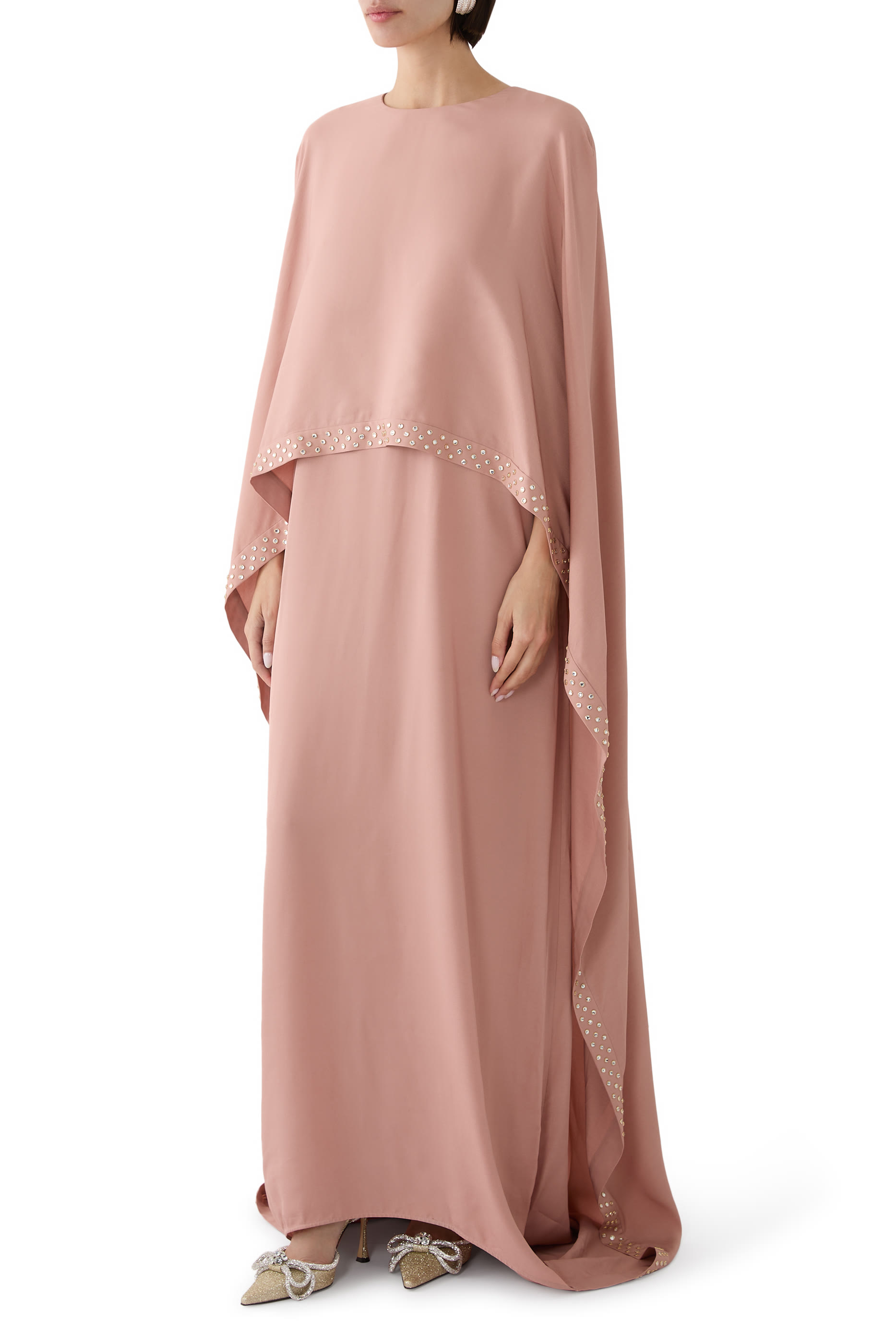 فستان سهرة بكاب مرصع بكريستال خال من الرصاص