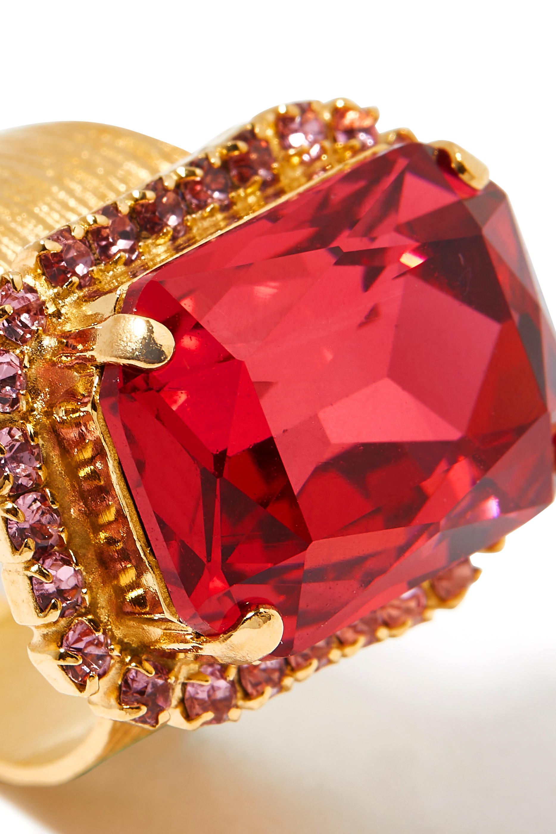 خاتم ليديا كوكتيل مرصع بالكريستال روديوم مطلي بذهب أصفر عيار 18