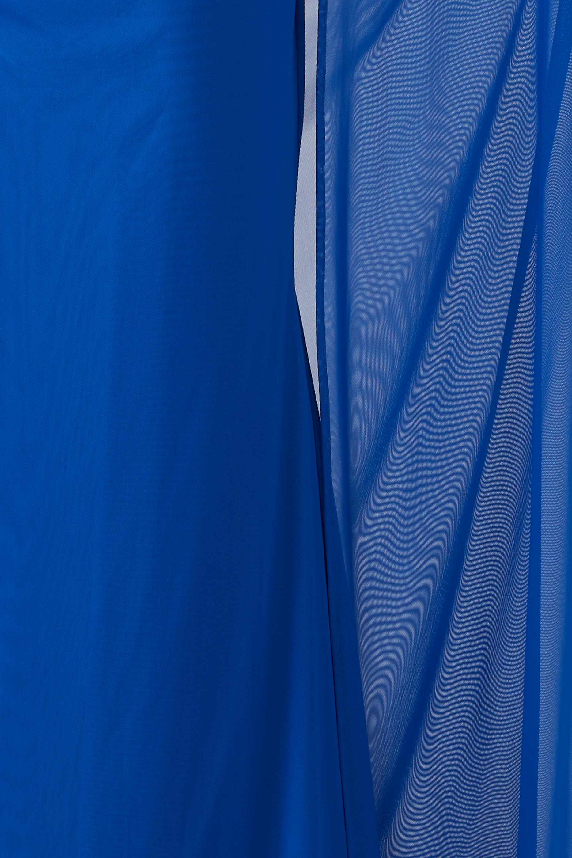 فستان مسائي بكاب