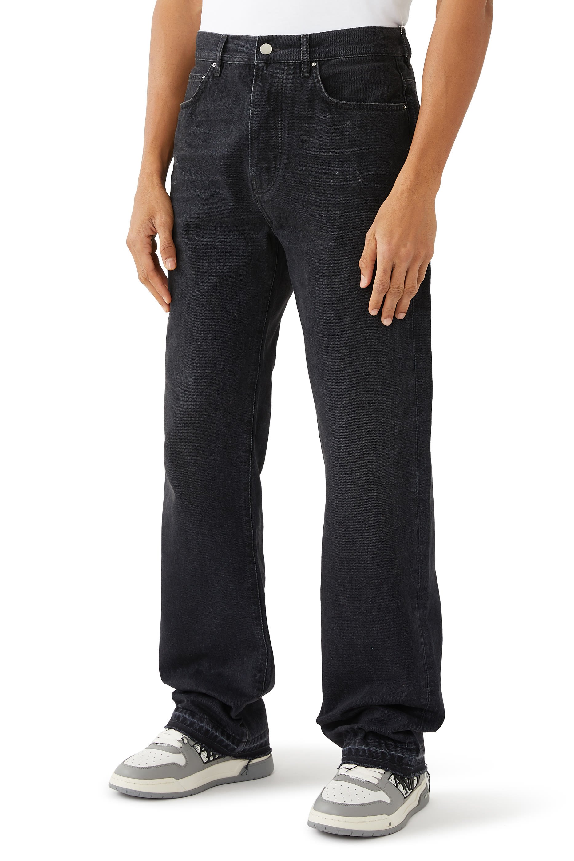 بنطال بقصة ساق مستقيمة وحافة غير محاكة