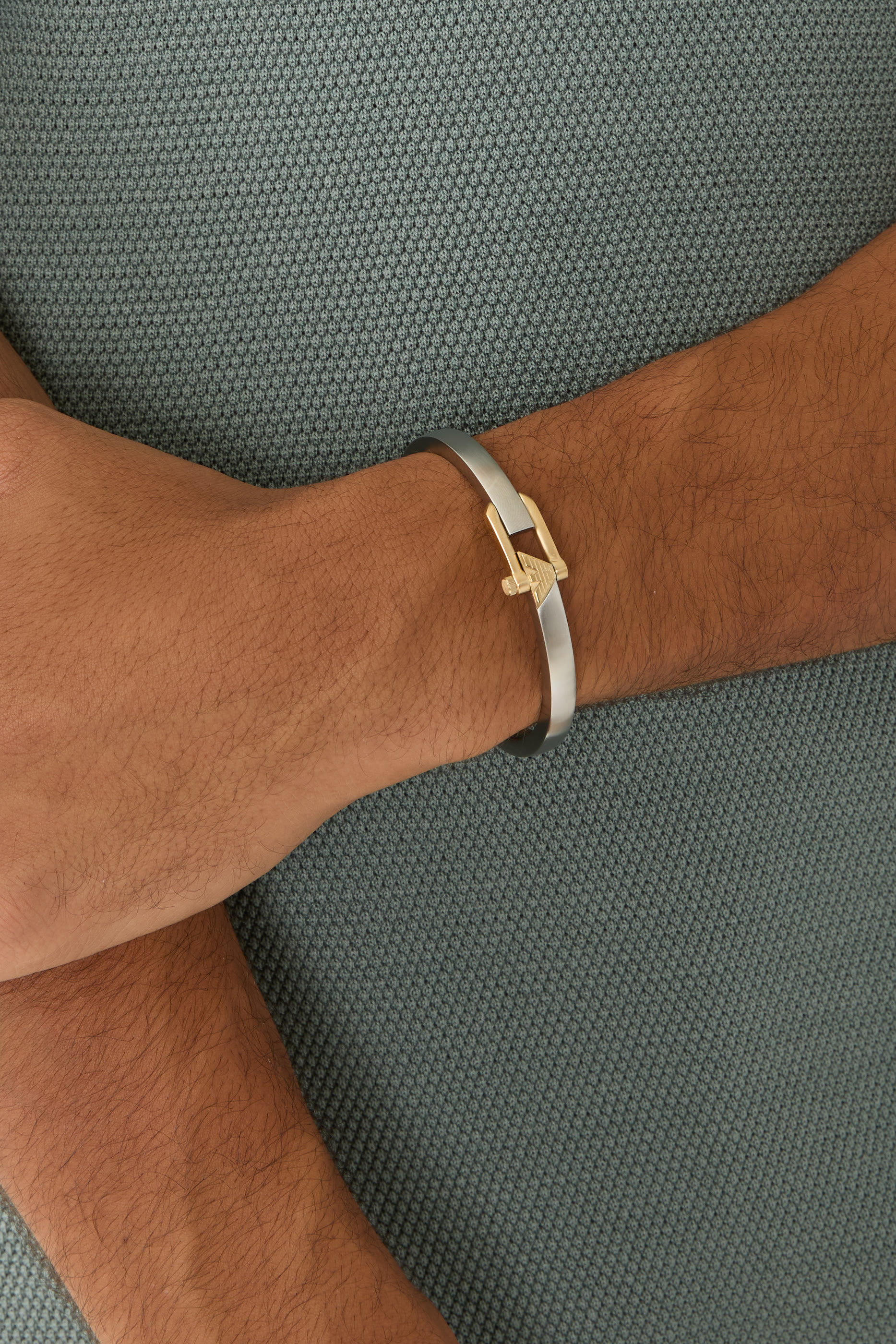 سوار مفتوح بلونين ستانلس ستيل