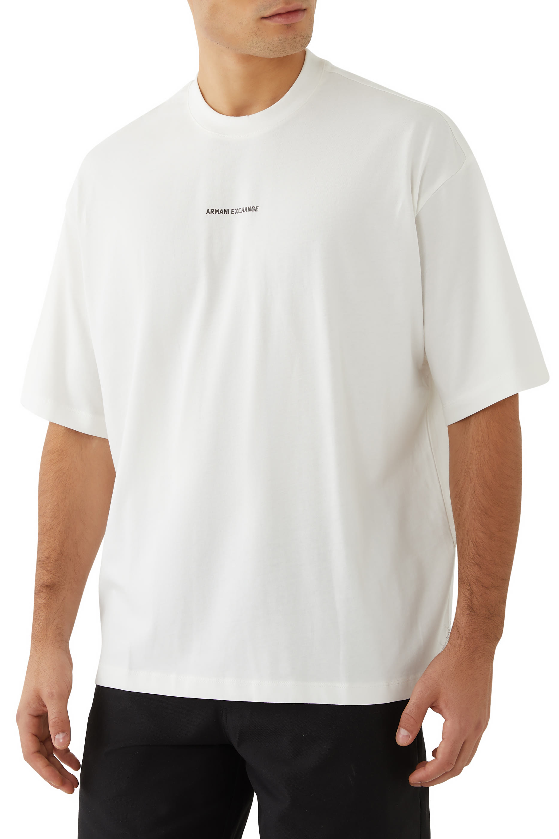 تيشيرت غريد بياقة ضيقة وقصة فضفاضة