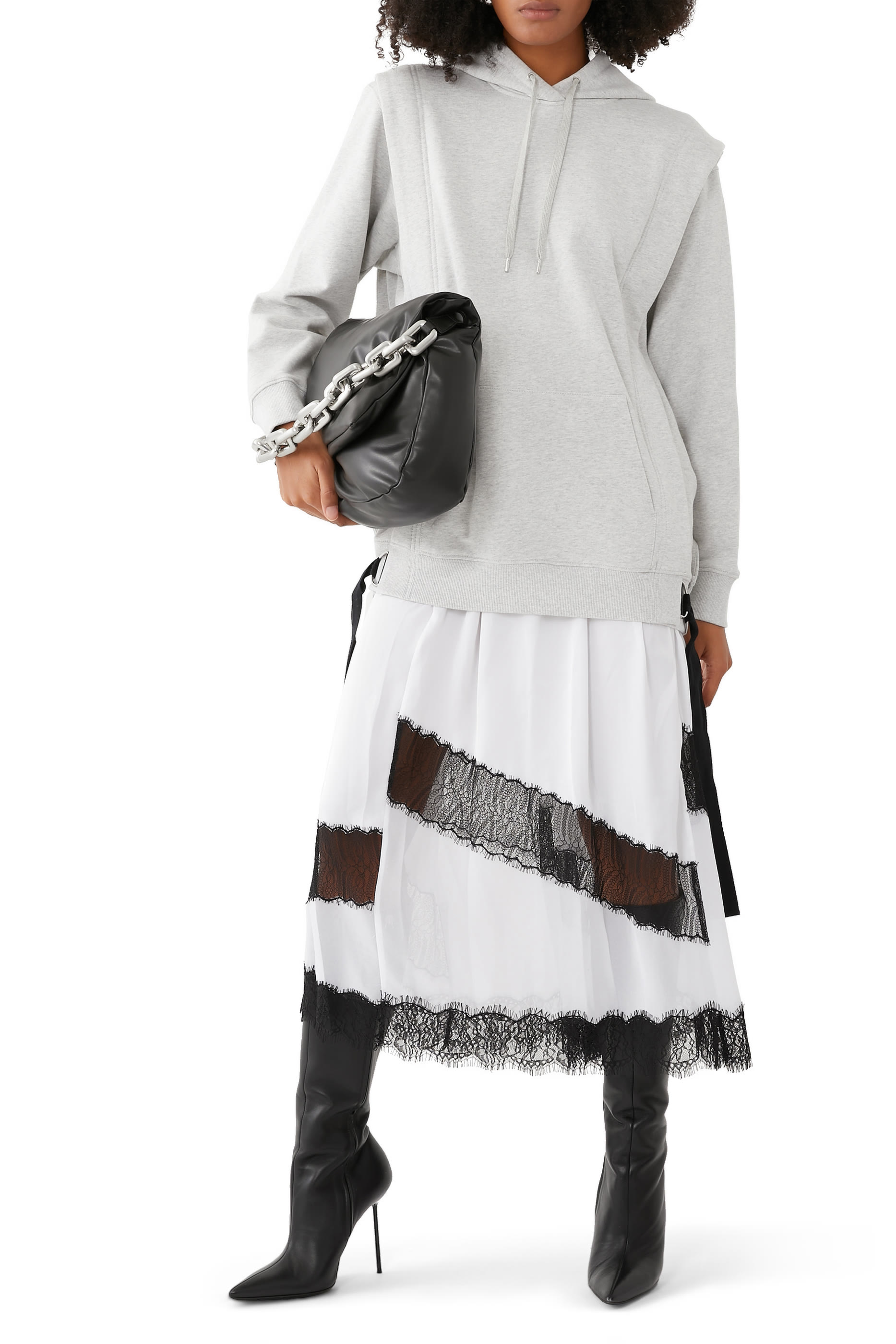 فستان بتصميم هودي بحافة دانتيل