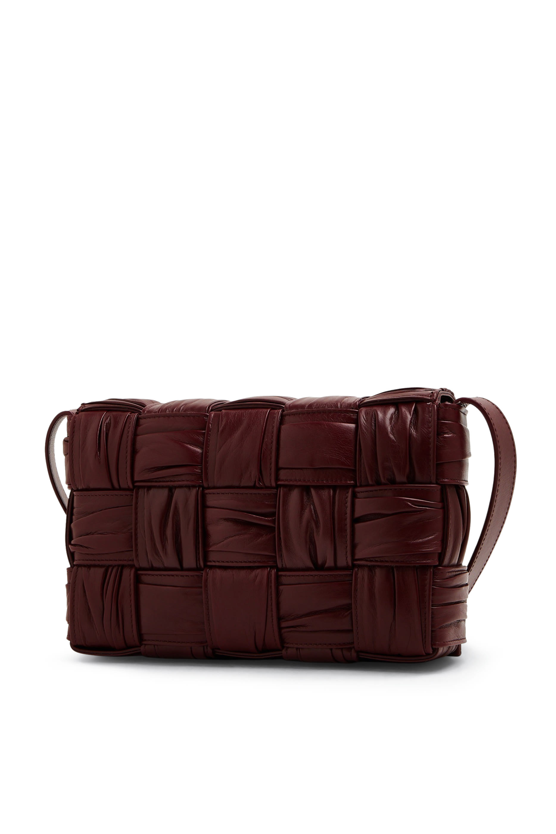 حقيبة كاسيت بتصميم مجدول بطيات